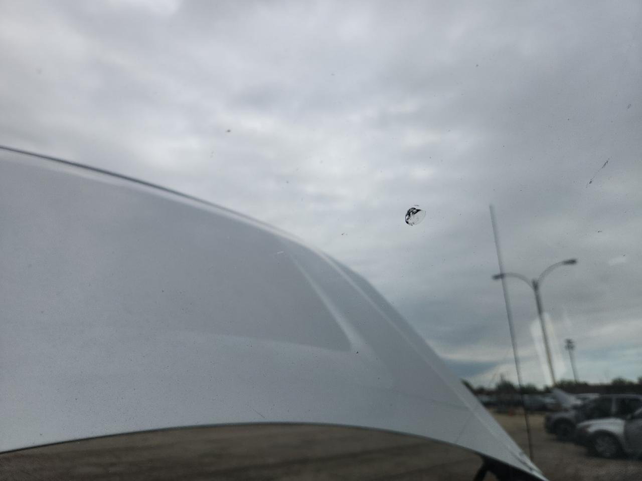 2009 Ford F150 Supercrew Silver vin: 1FTPW14VX9FA09517 Damage: Windshield, Star In Glass, 1/2 To 1 Inch