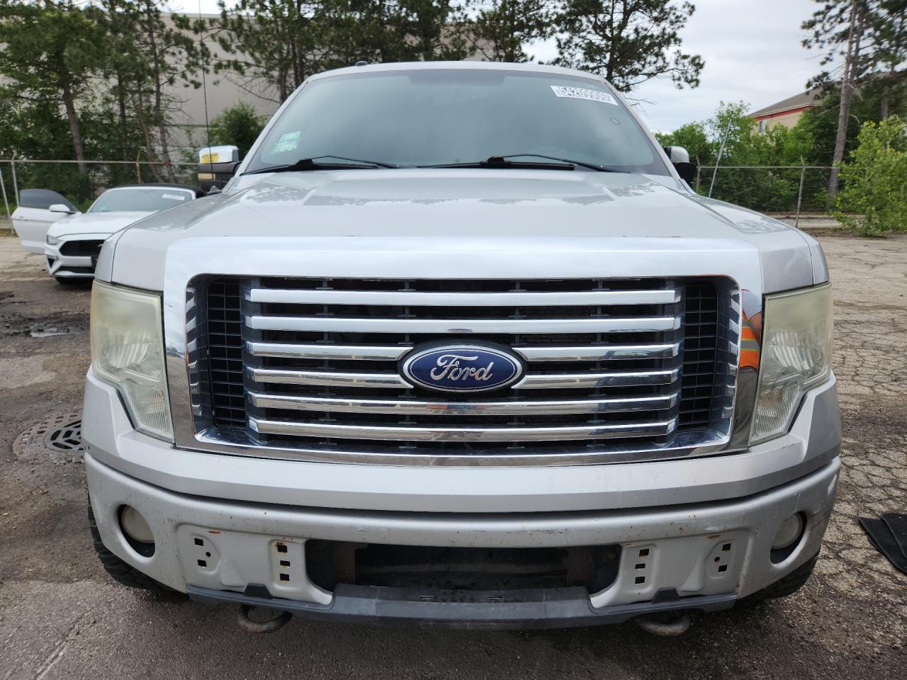 2009 Ford F150 Supercrew Silver vin: 1FTPW14VX9FA09517 Damage: Front Bumper Molding, Missing, Replacement Required