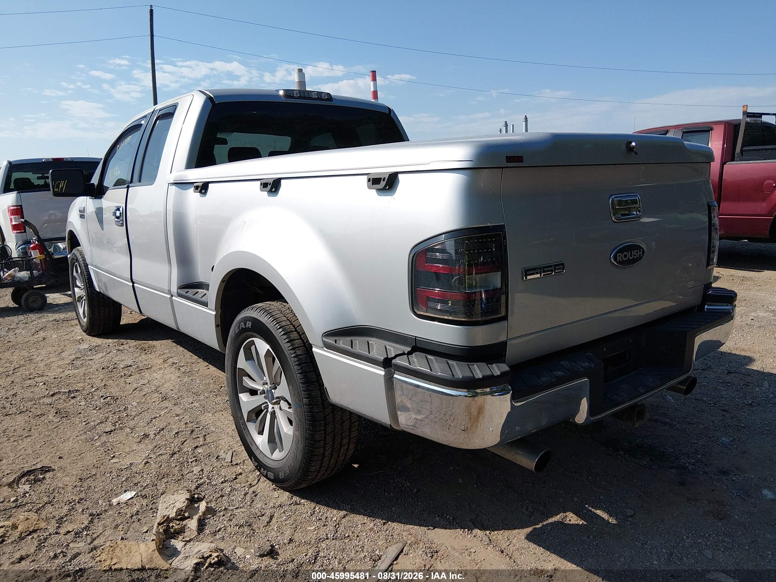 2005 Ford F-150 Xlt Silver vin: 1FTPX025X5KE61317