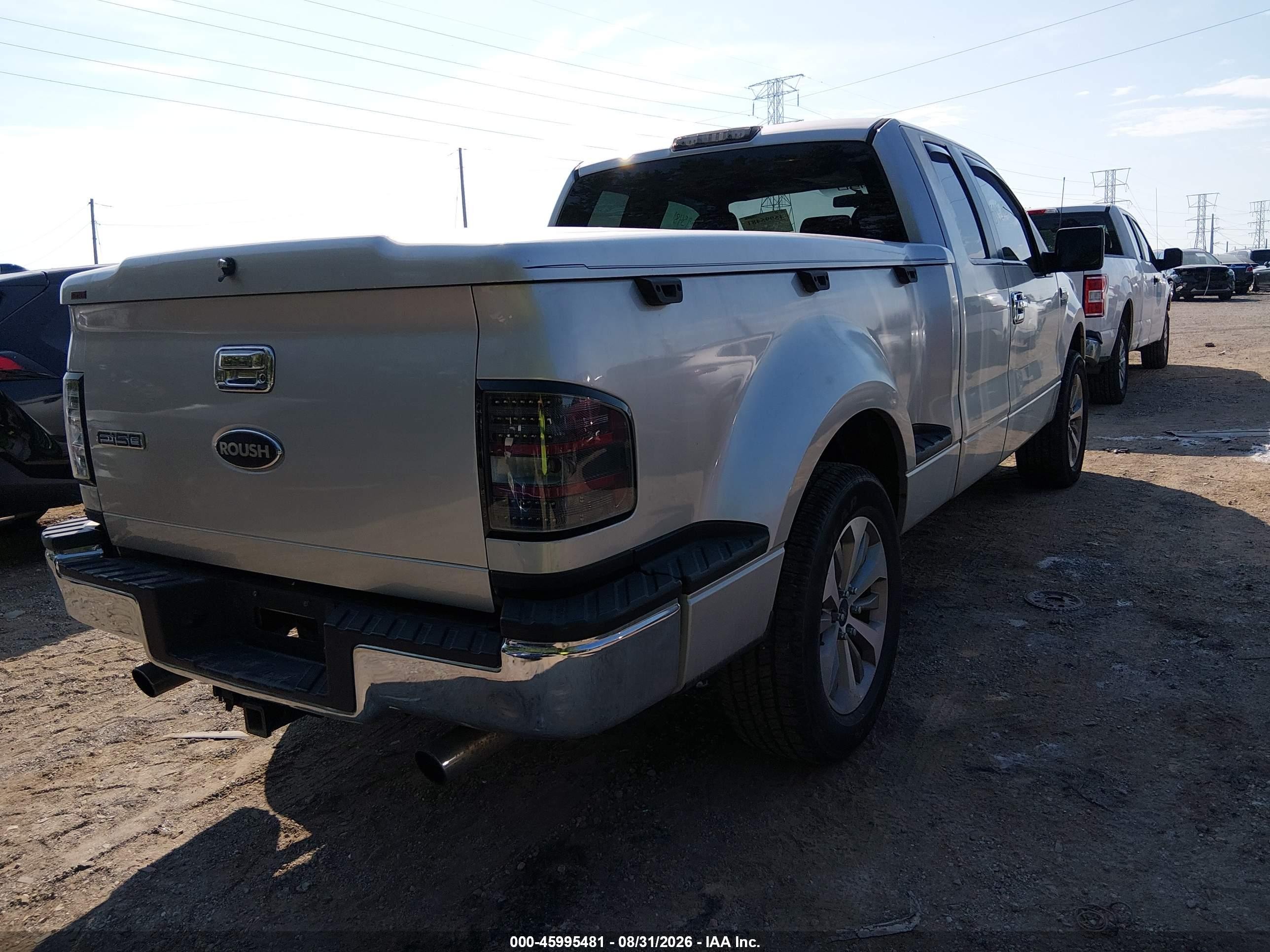2005 Ford F-150 Xlt Silver vin: 1FTPX025X5KE61317