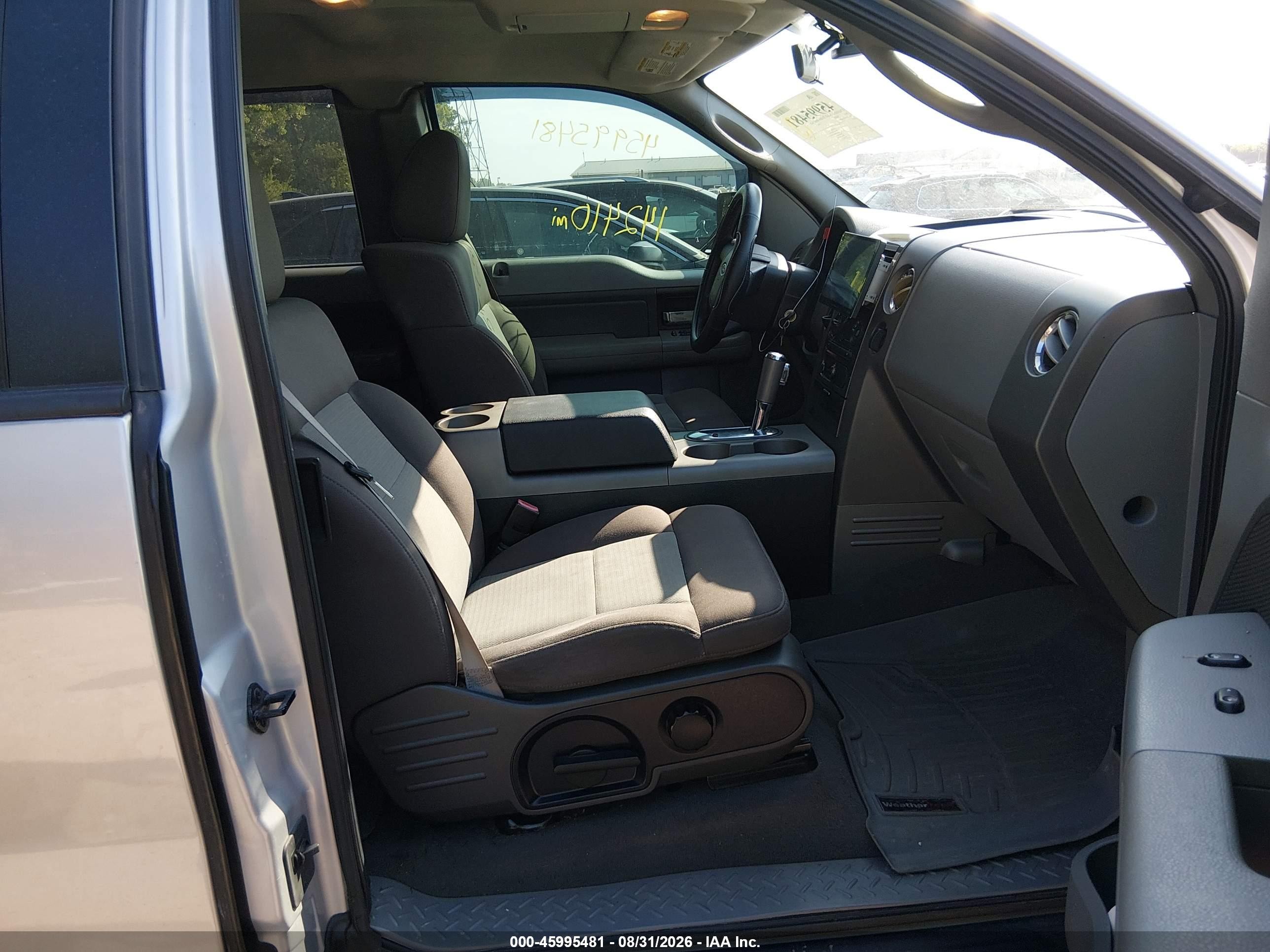 2005 Ford F-150 Xlt Silver vin: 1FTPX025X5KE61317