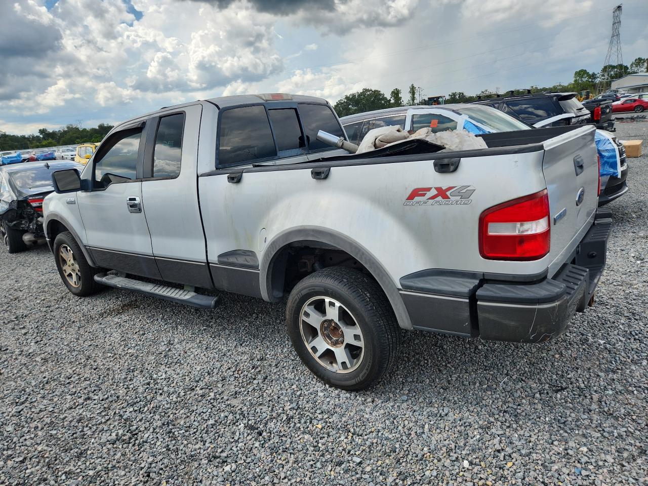 2005 Ford F150 Серебряный vin: 1FTPX04515KC75498