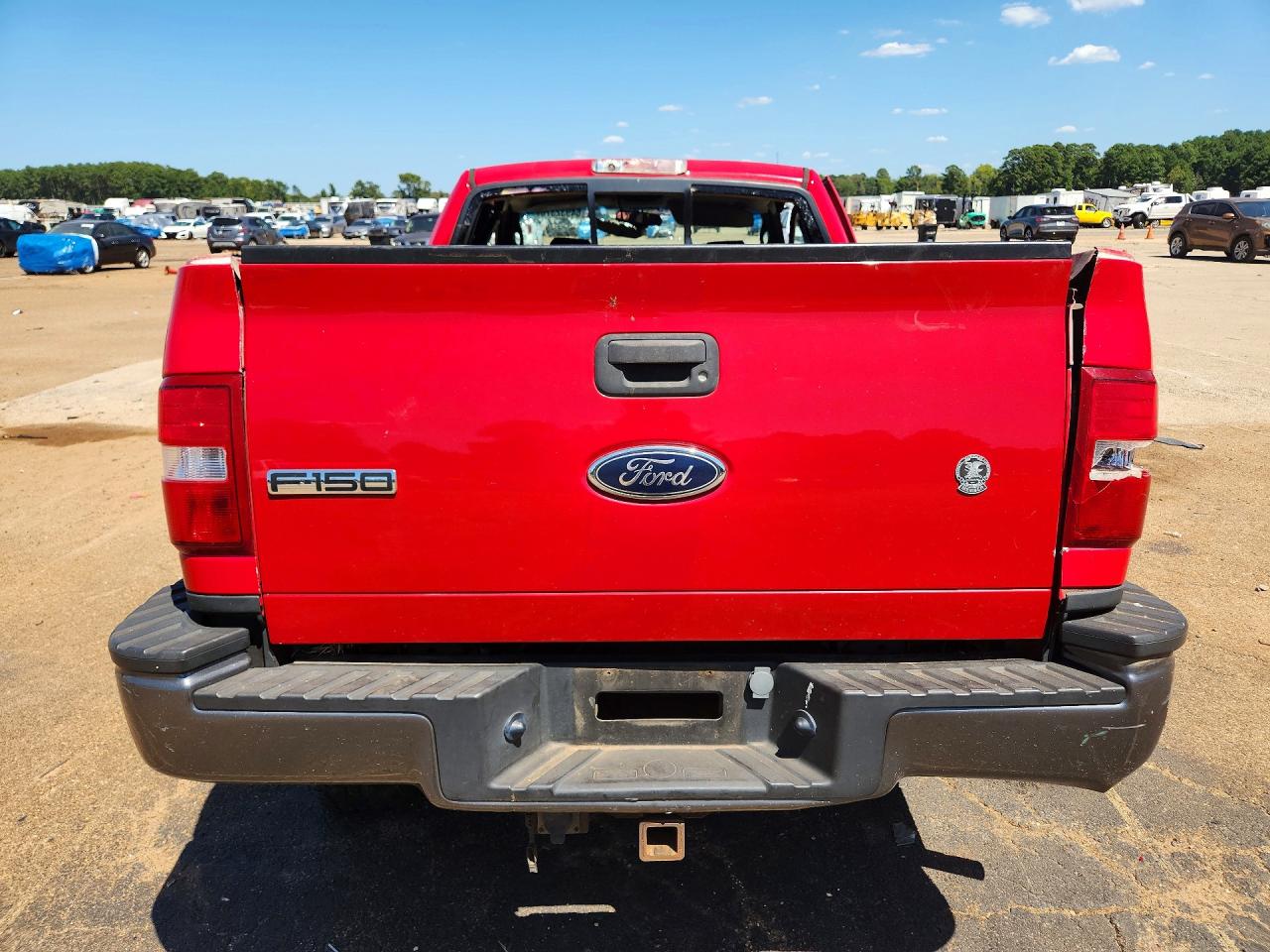2005 Ford F150 Red vin: 1FTPX04515KE85339