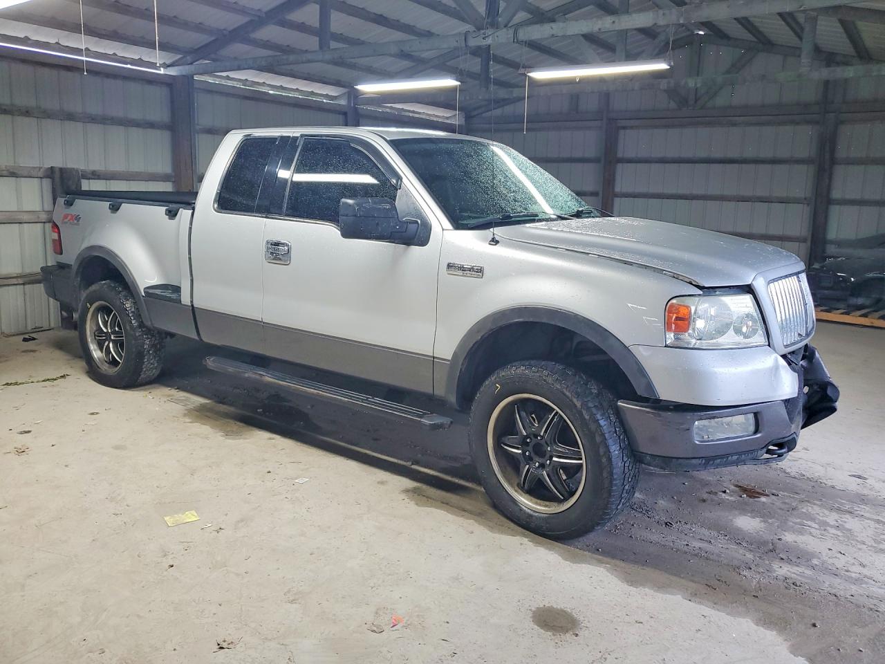 2004 Ford F150 Silver vin: 1FTPX04524KB75957