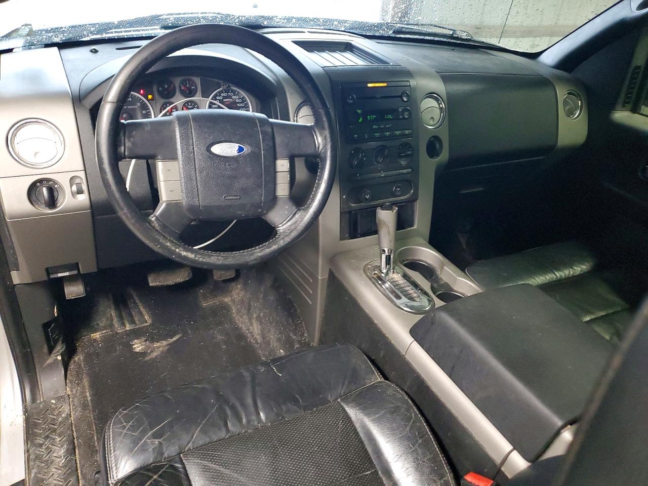 2004 Ford F150 Silver vin: 1FTPX04524KB75957