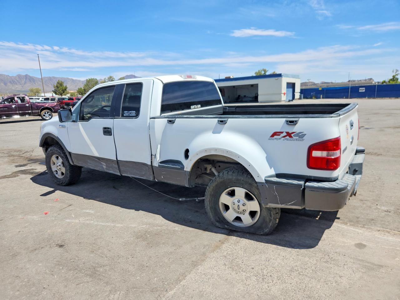 2005 Ford F150 Белый vin: 1FTPX04535KB72499