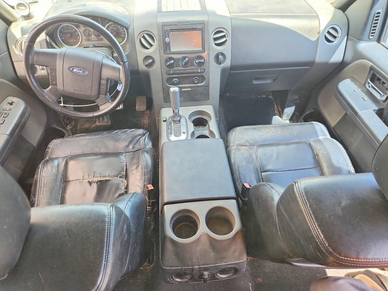 2005 Ford F150 Белый vin: 1FTPX04535KB72499