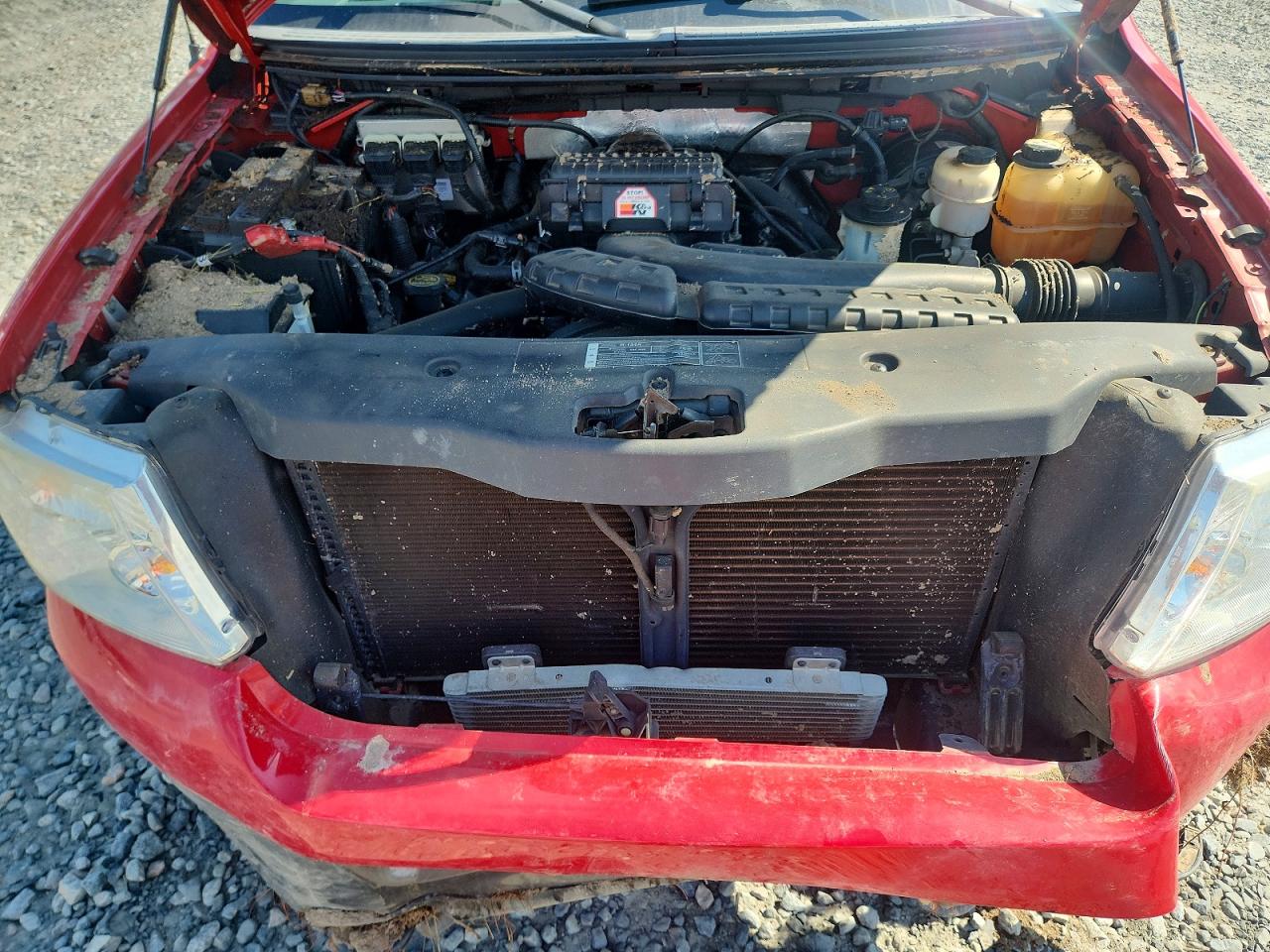 2007 Ford F150 Red vin: 1FTPX04537KA72275