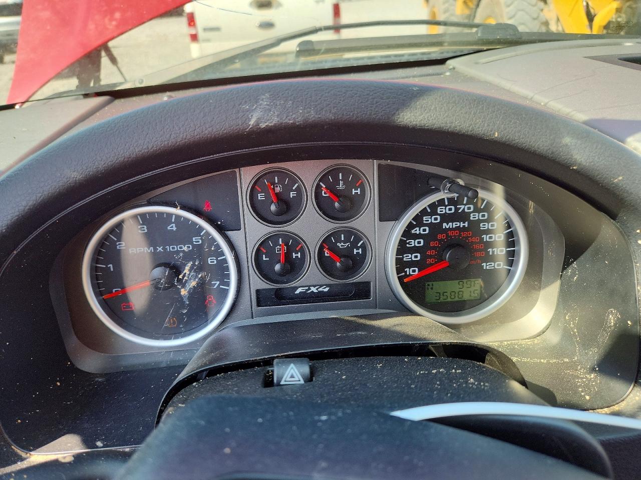 2007 Ford F150 Red vin: 1FTPX04537KA72275