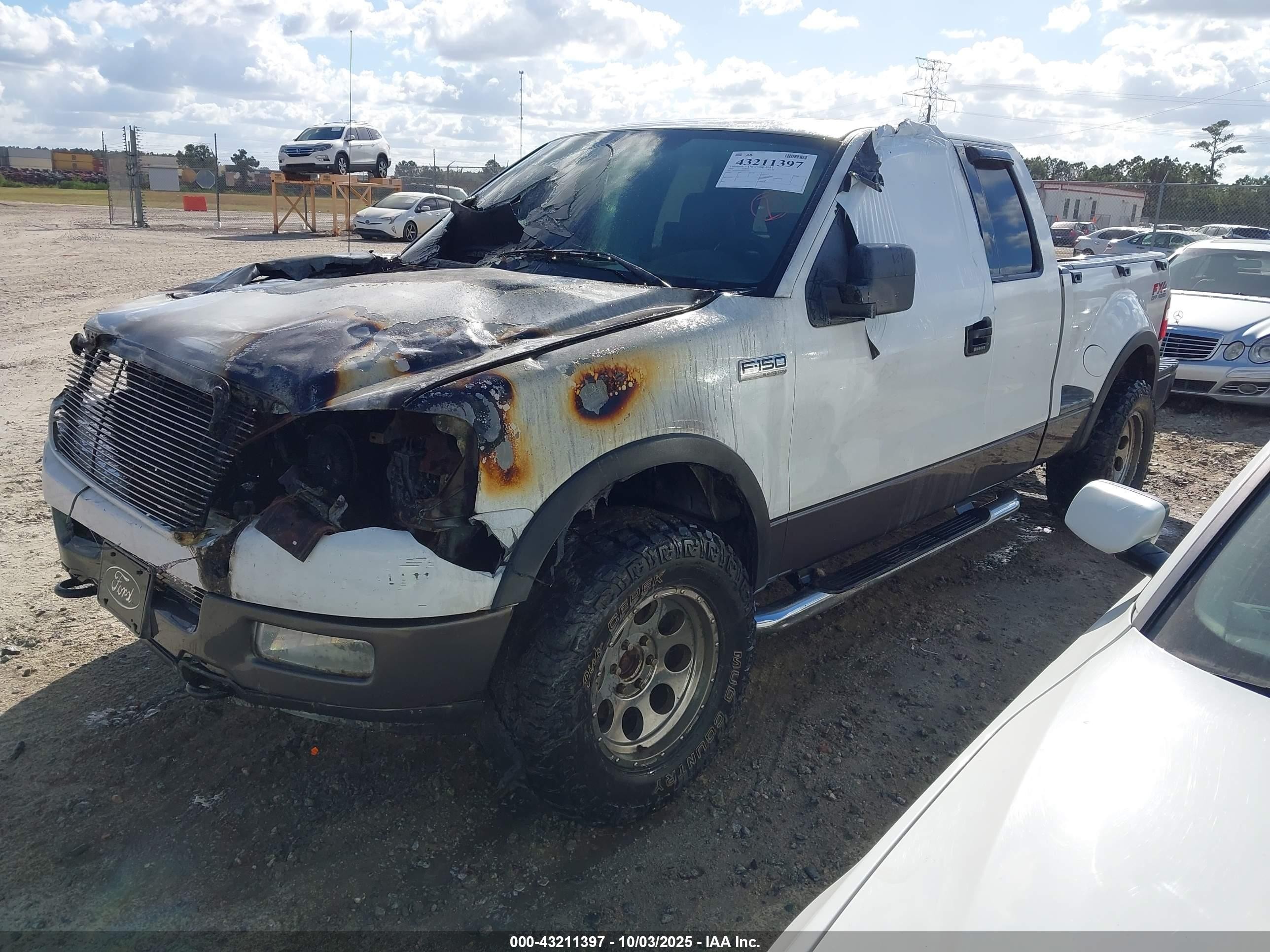 2004 Ford F-150 Fx4/xlt White vin: 1FTPX04574KD21141