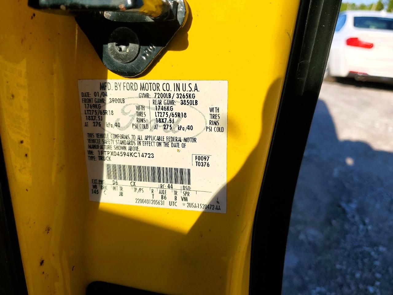 2004 Ford F150 Yellow vin: 1FTPX04594KC14723
