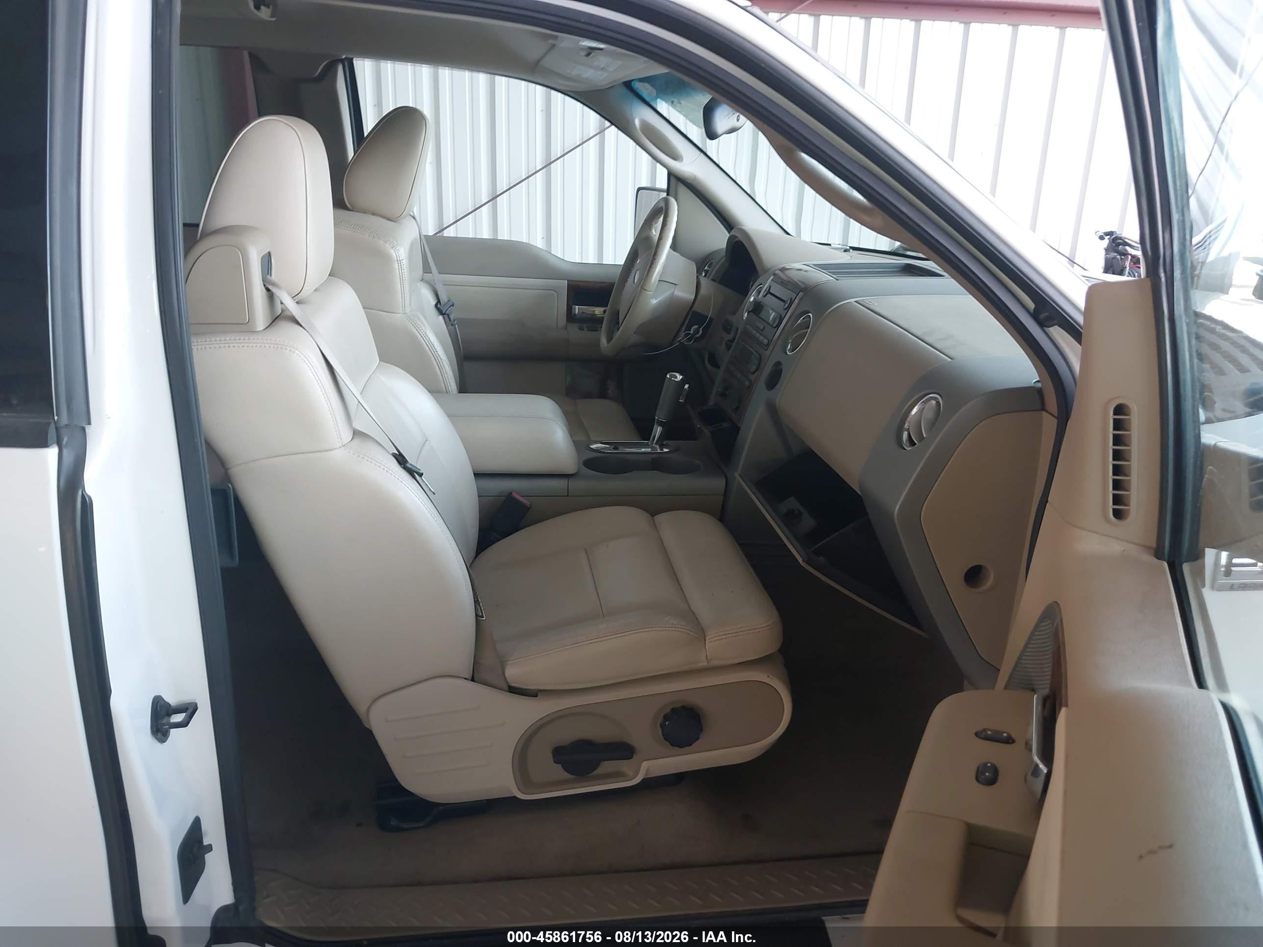 2004 Ford F-150 Lariat/xl/xlt White vin: 1FTPX12504NA44890