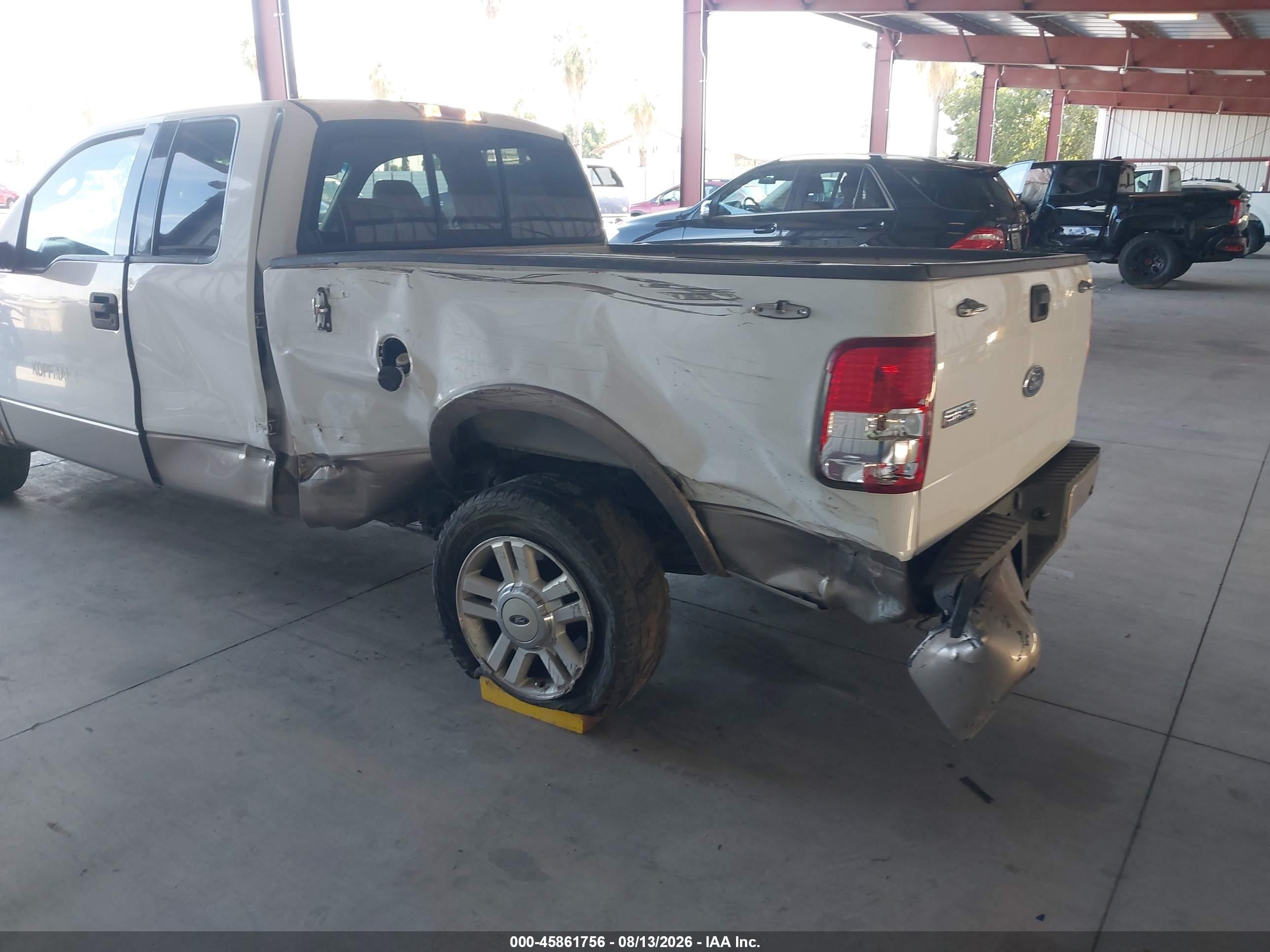 2004 Ford F-150 Lariat/xl/xlt White vin: 1FTPX12504NA44890