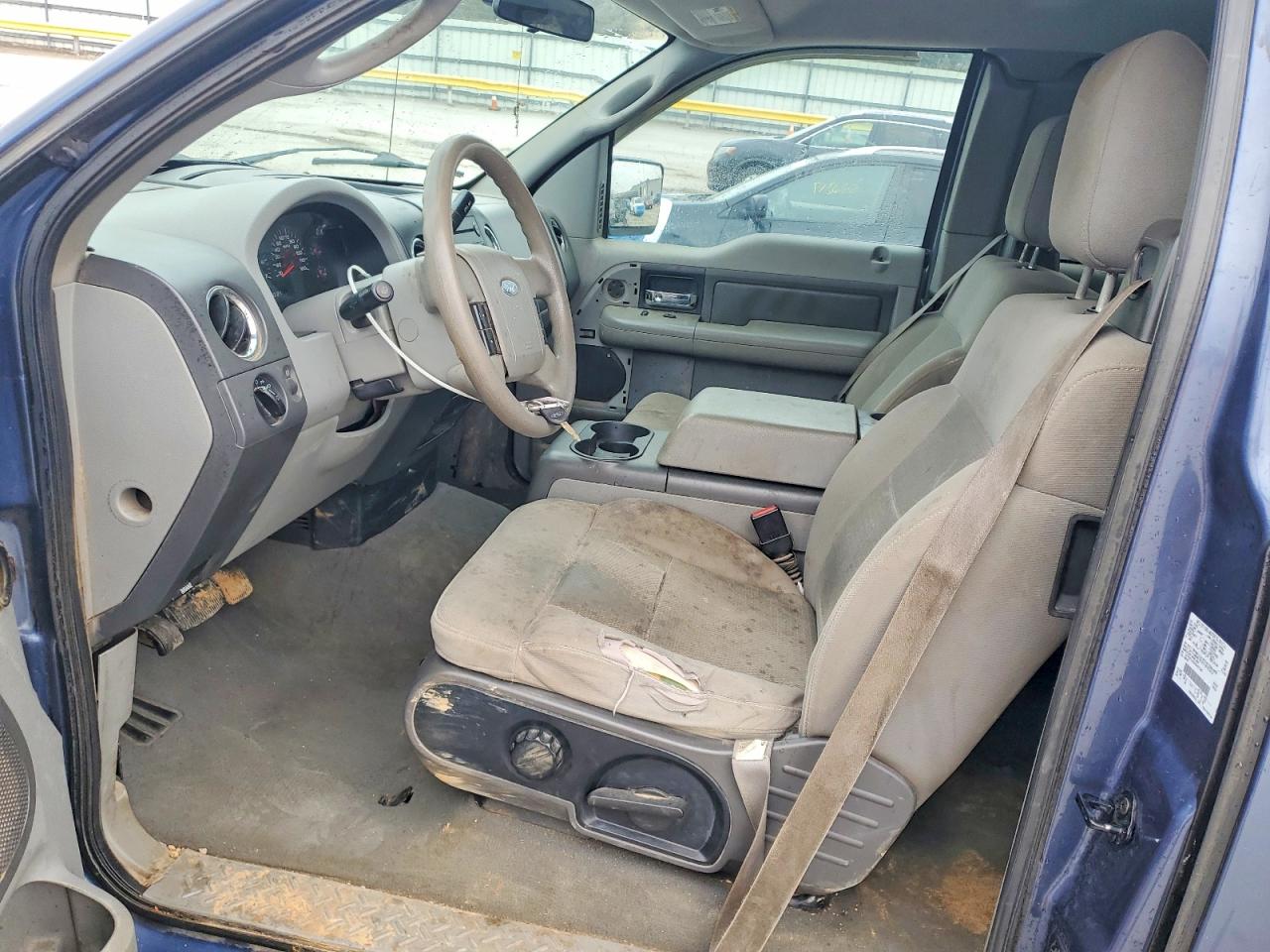2004 Ford F150 Blue vin: 1FTPX12504NA51385