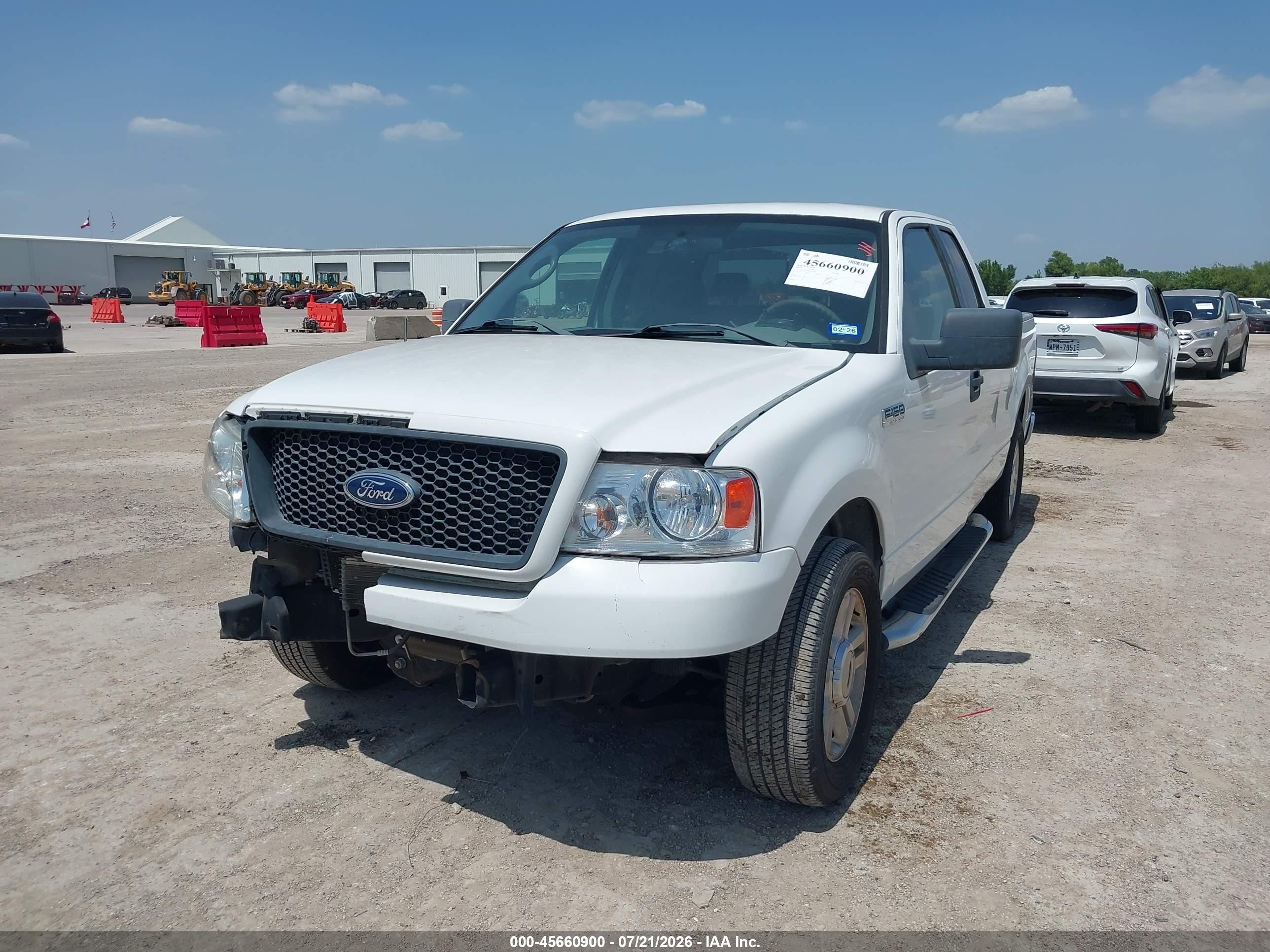 2004 Ford F-150 Lariat/xl/xlt White vin: 1FTPX12504NC61940