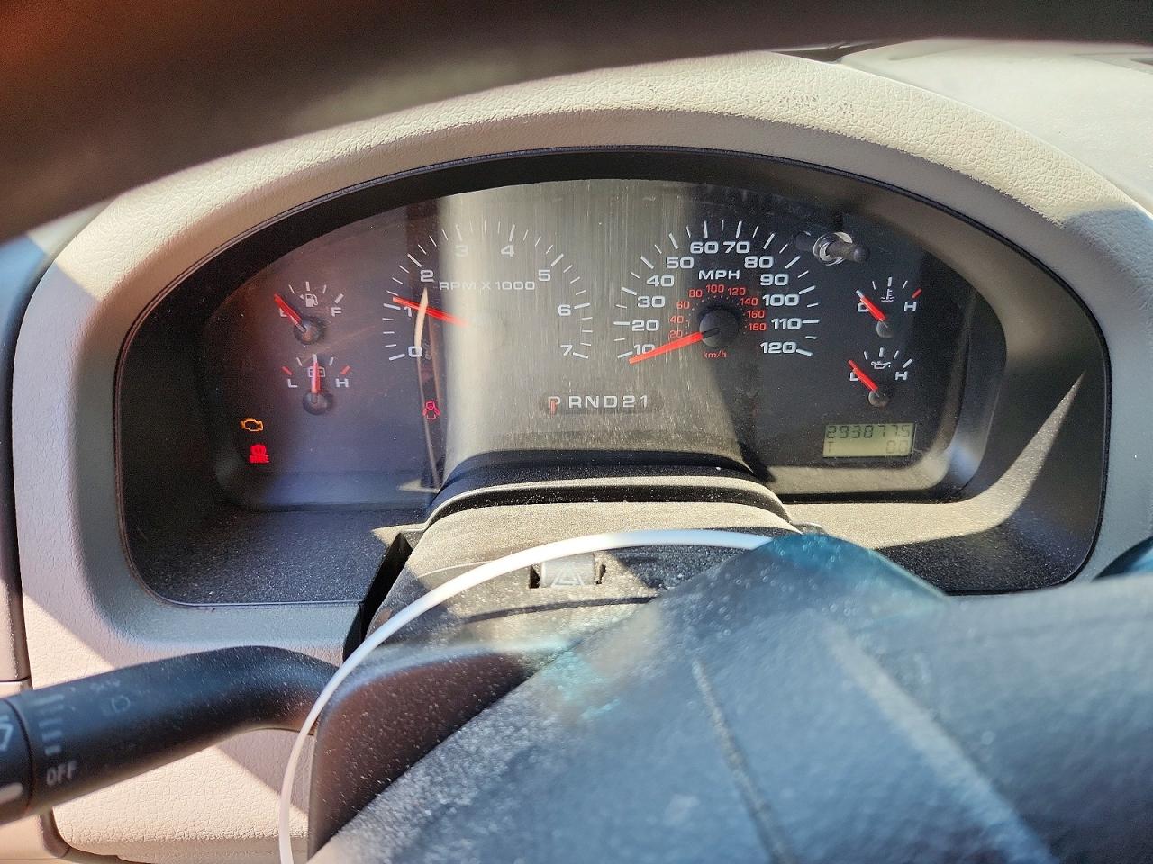 2008 Ford F150 Белый vin: 1FTPX12508KD04406