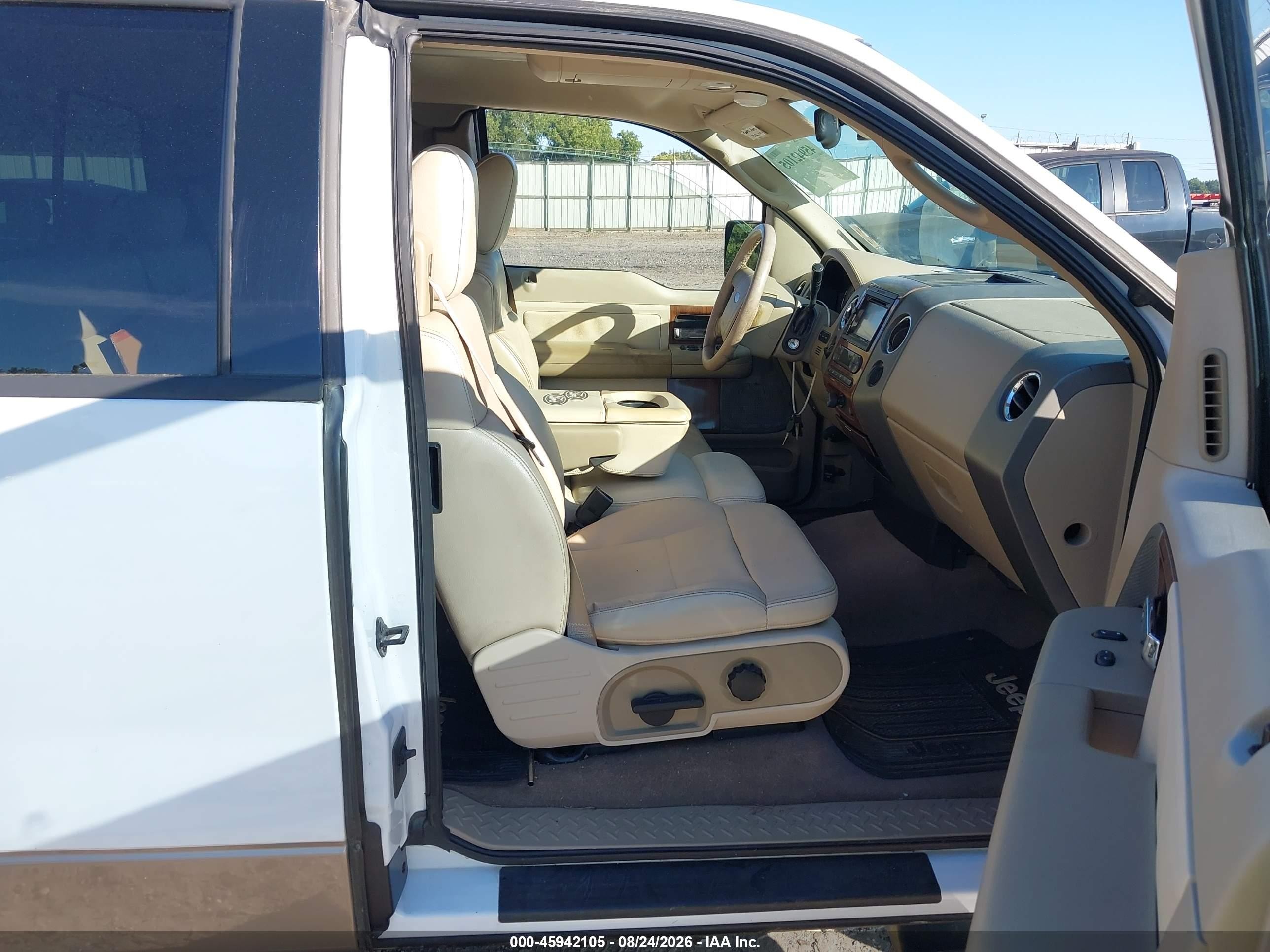 2004 Ford F-150 Lariat/xl/xlt Белый vin: 1FTPX12514NC72350