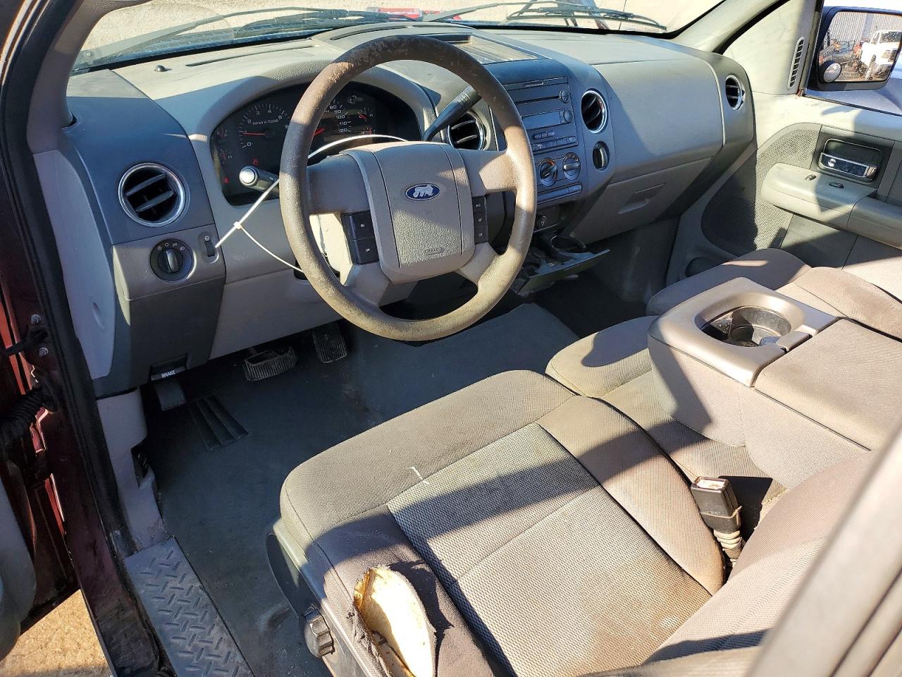 2005 Ford F150 Burgundy vin: 1FTPX12515NB92578