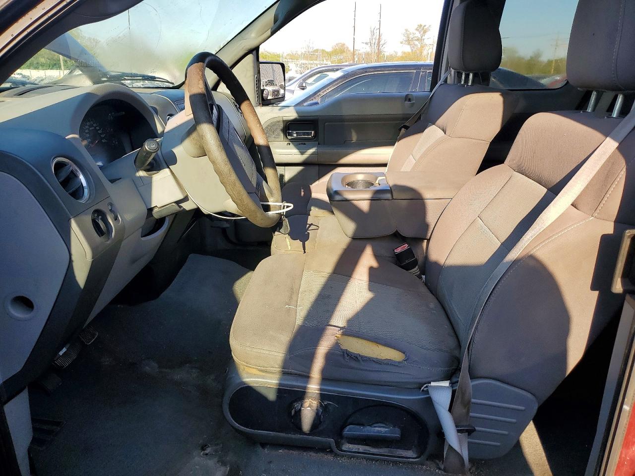 2005 Ford F150 Burgundy vin: 1FTPX12515NB92578