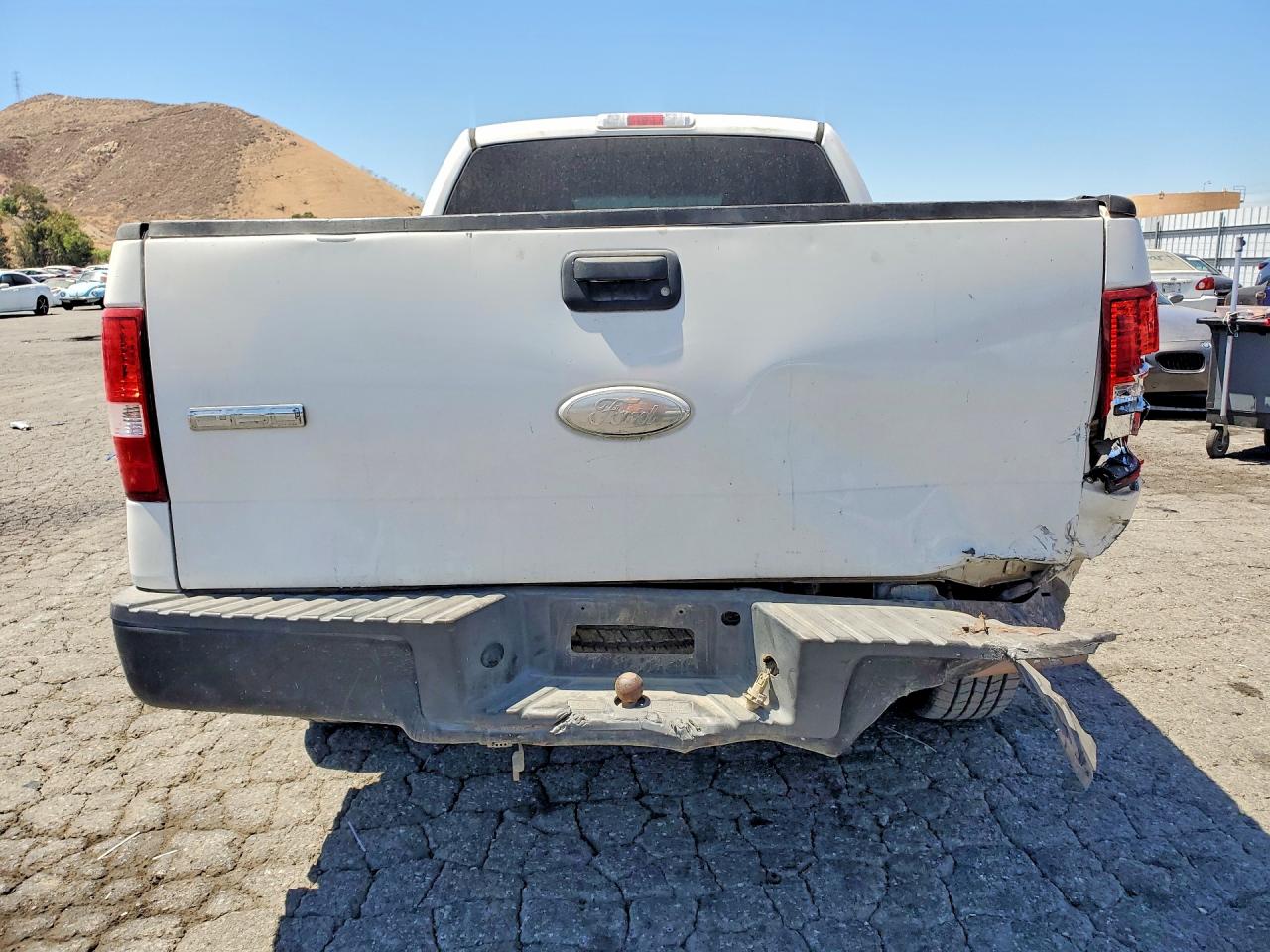 2006 Ford F150 Белый vin: 1FTPX12516KD86725