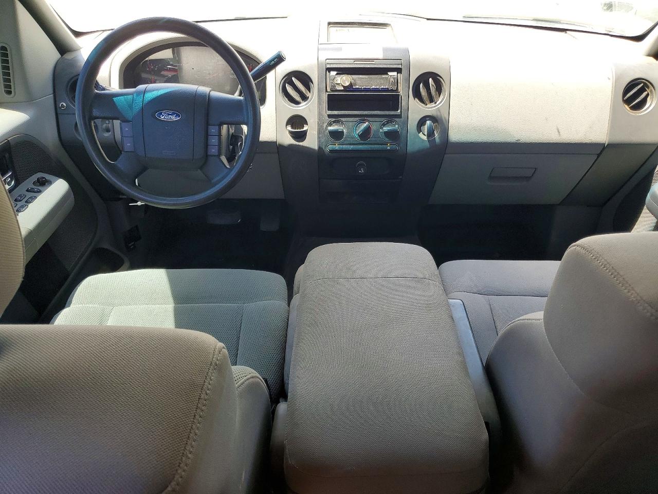 2006 Ford F150 Белый vin: 1FTPX12516KD86725