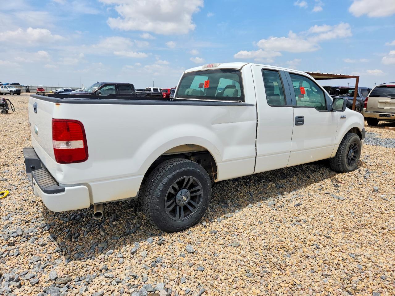 2008 Ford F-150 White vin: 1FTPX12518KD81916