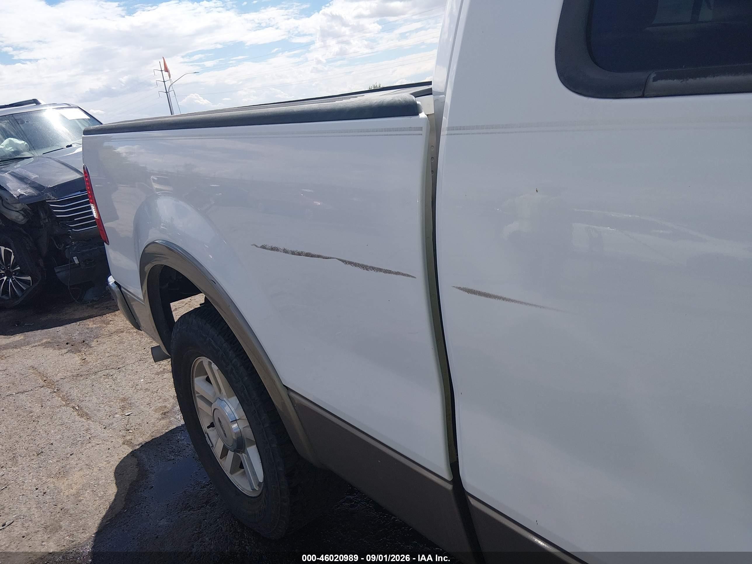 2004 Ford F-150 Lariat/xl/xlt Белый vin: 1FTPX12524NA42350