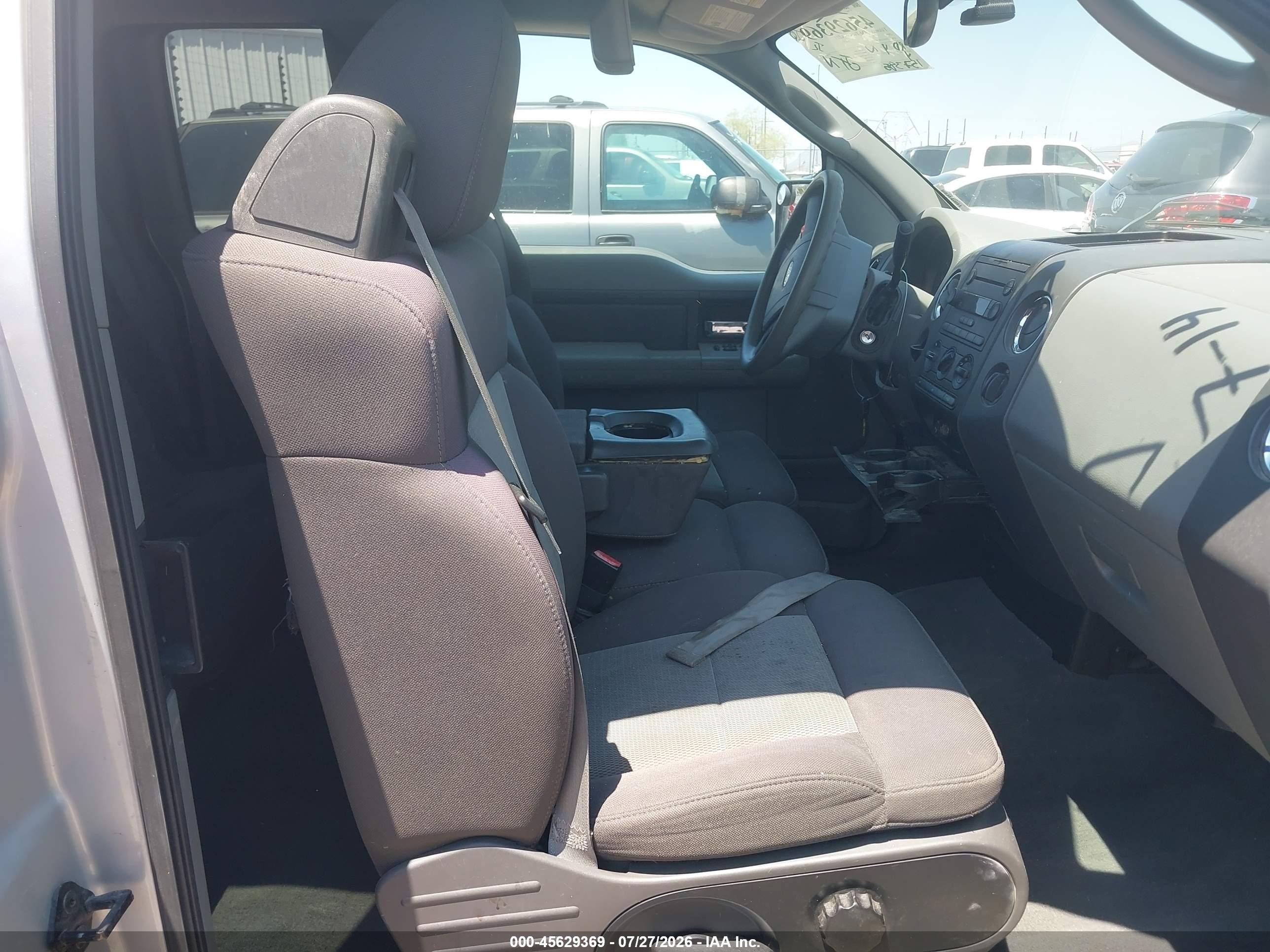 2004 Ford F-150 Lariat/xl/xlt Silver vin: 1FTPX12524NB66506
