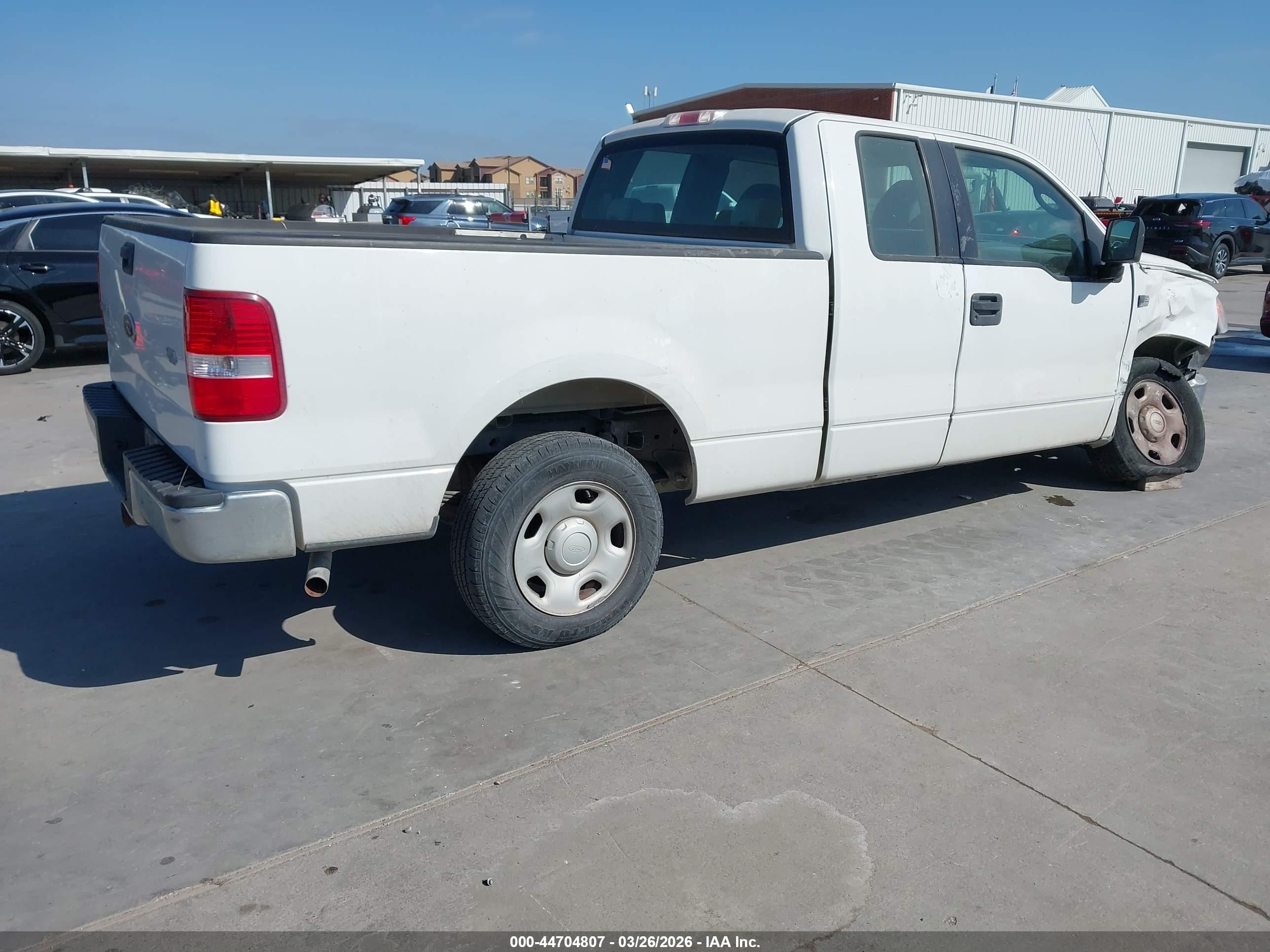 2005 Ford F-150 Lariat/xl/xlt White vin: 1FTPX12525FB11386