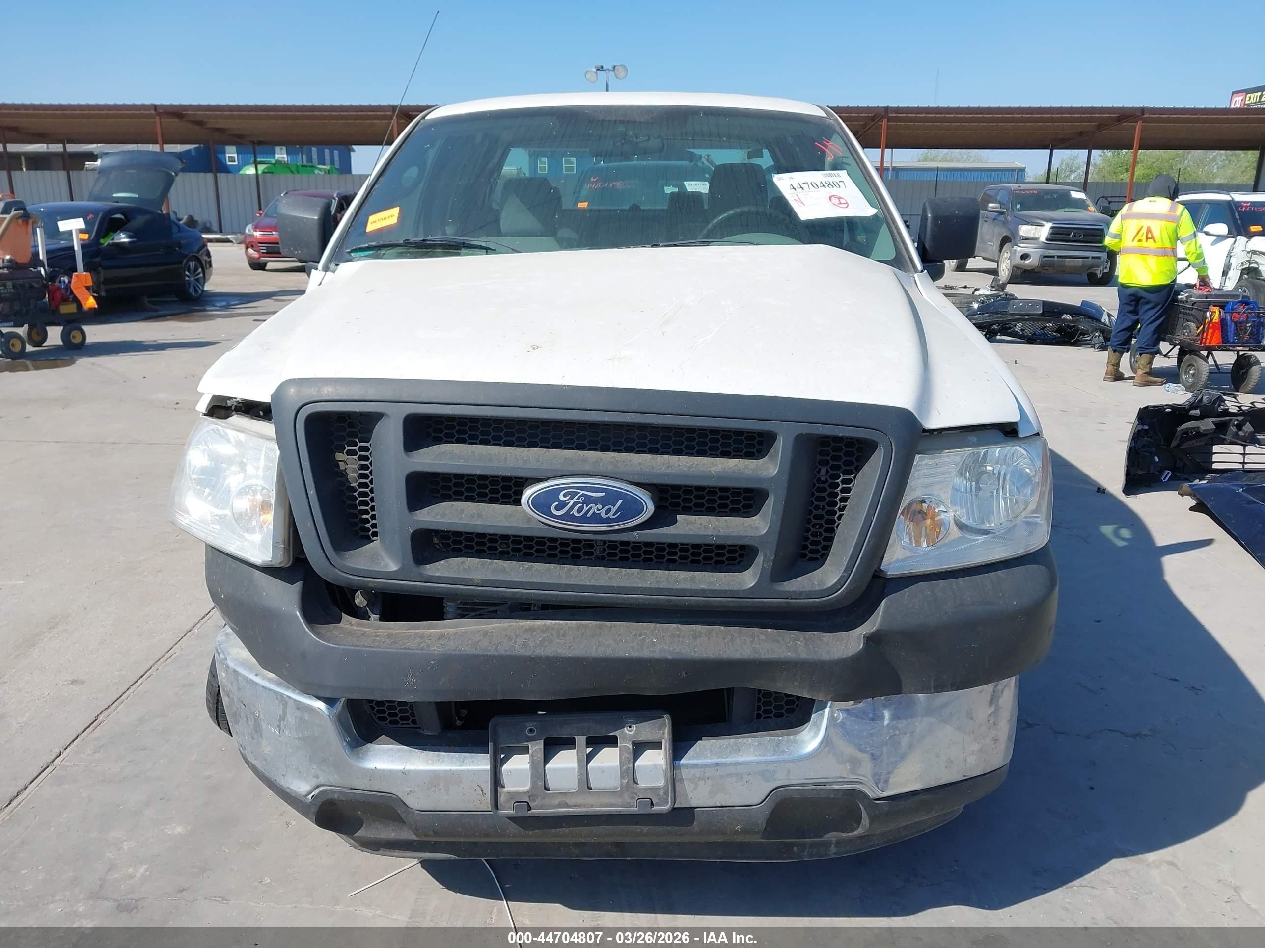 2005 Ford F-150 Lariat/xl/xlt White vin: 1FTPX12525FB11386