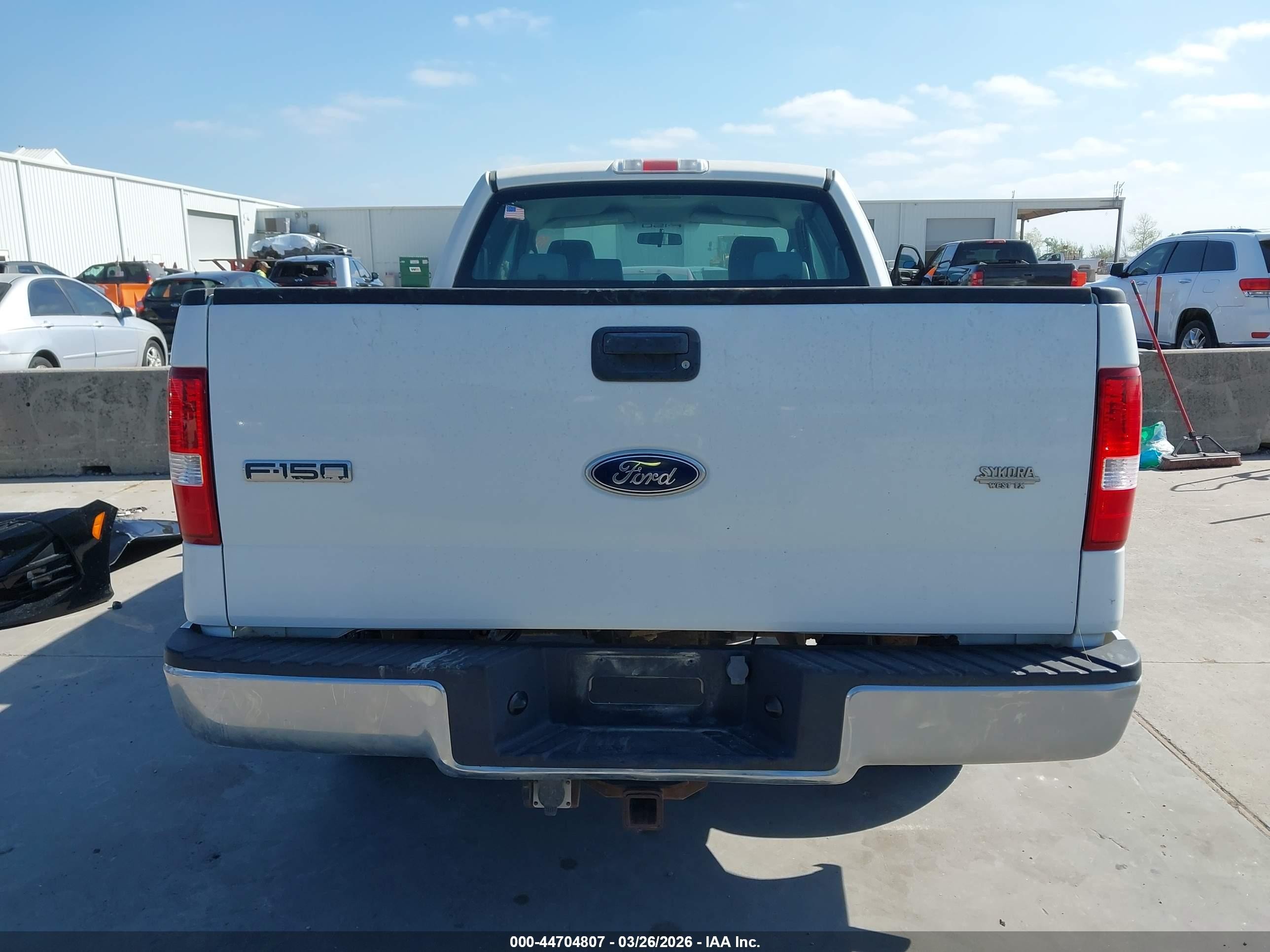 2005 Ford F-150 Lariat/xl/xlt White vin: 1FTPX12525FB11386