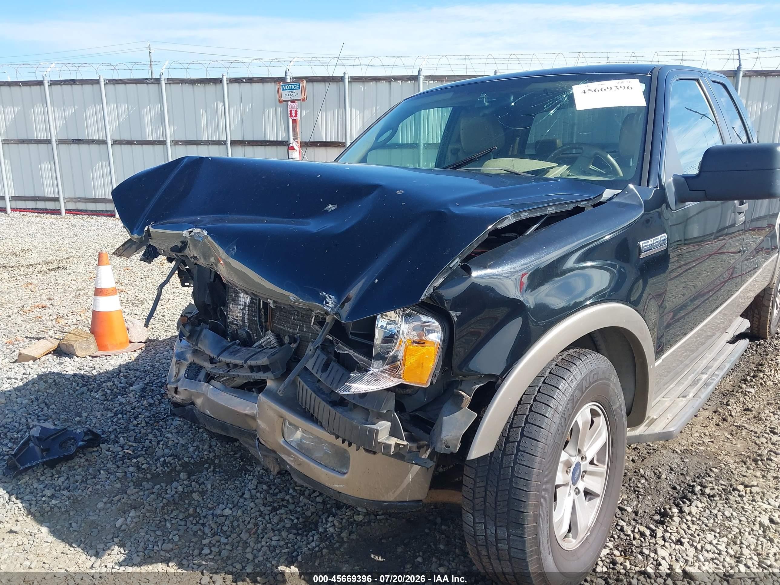 2005 Ford F-150 Lariat/xl/xlt Черный vin: 1FTPX12525NA25355