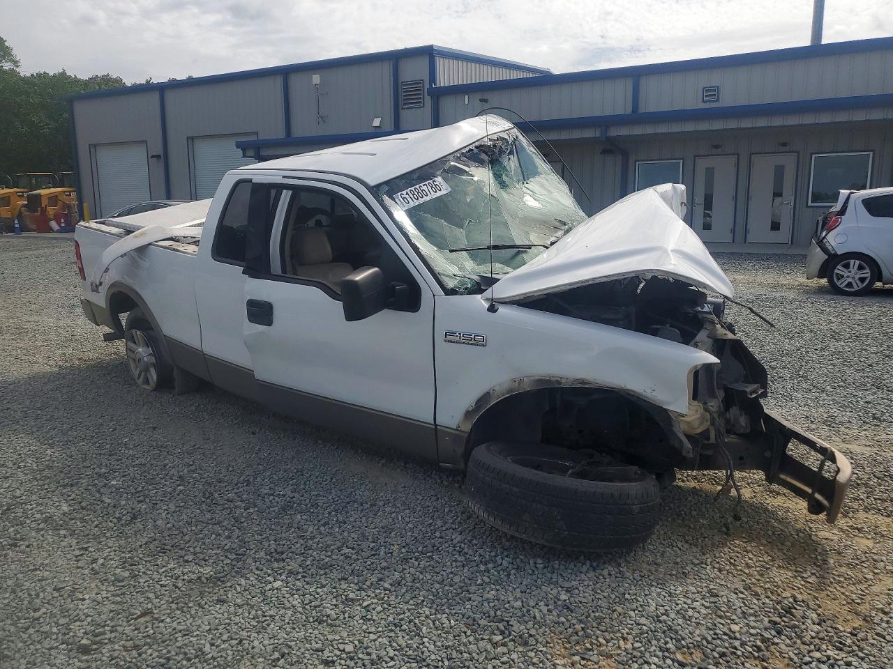2004 Ford F150 Lariat White vin: 1FTPX12534NB01597