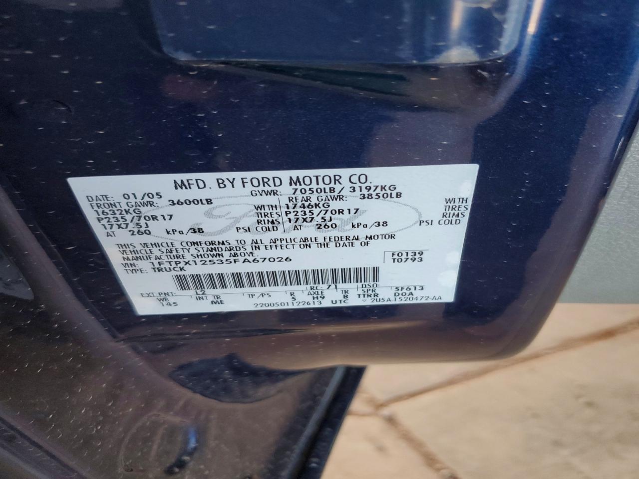 2005 Ford F150 Blue vin: 1FTPX12535FA67026