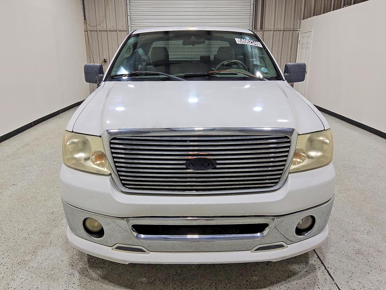 2006 Ford F150 Белый vin: 1FTPX12536FA39387
