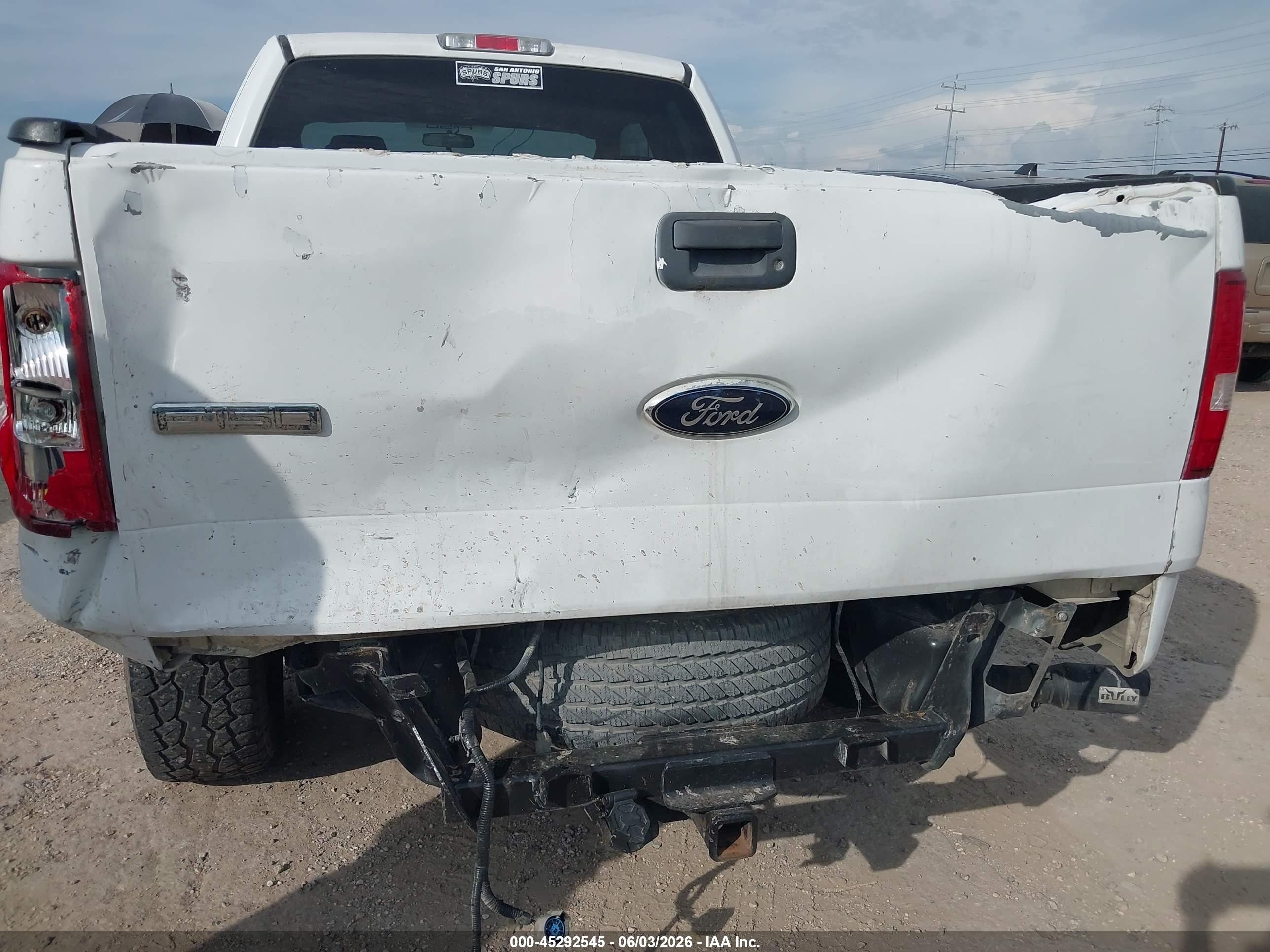 2006 Ford F-150 Lariat/xl/xlt White vin: 1FTPX12536NA56227
