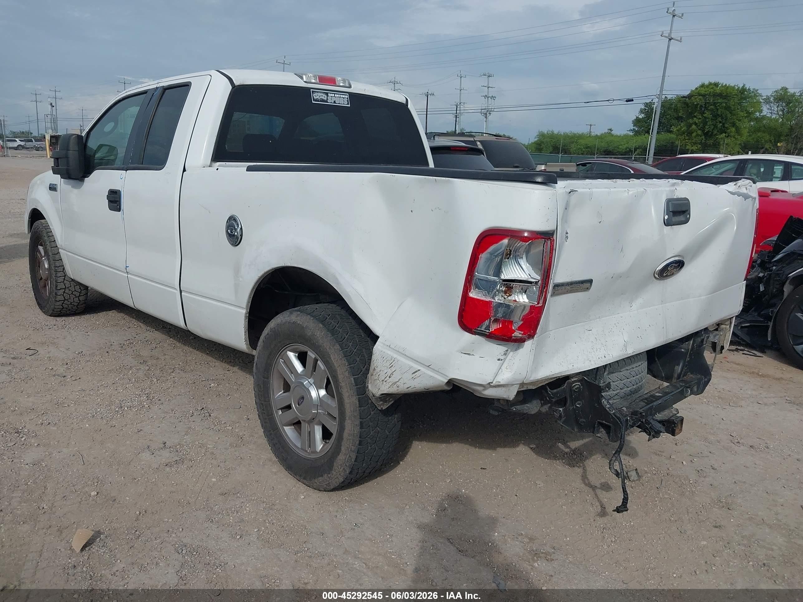 2006 Ford F-150 Lariat/xl/xlt White vin: 1FTPX12536NA56227