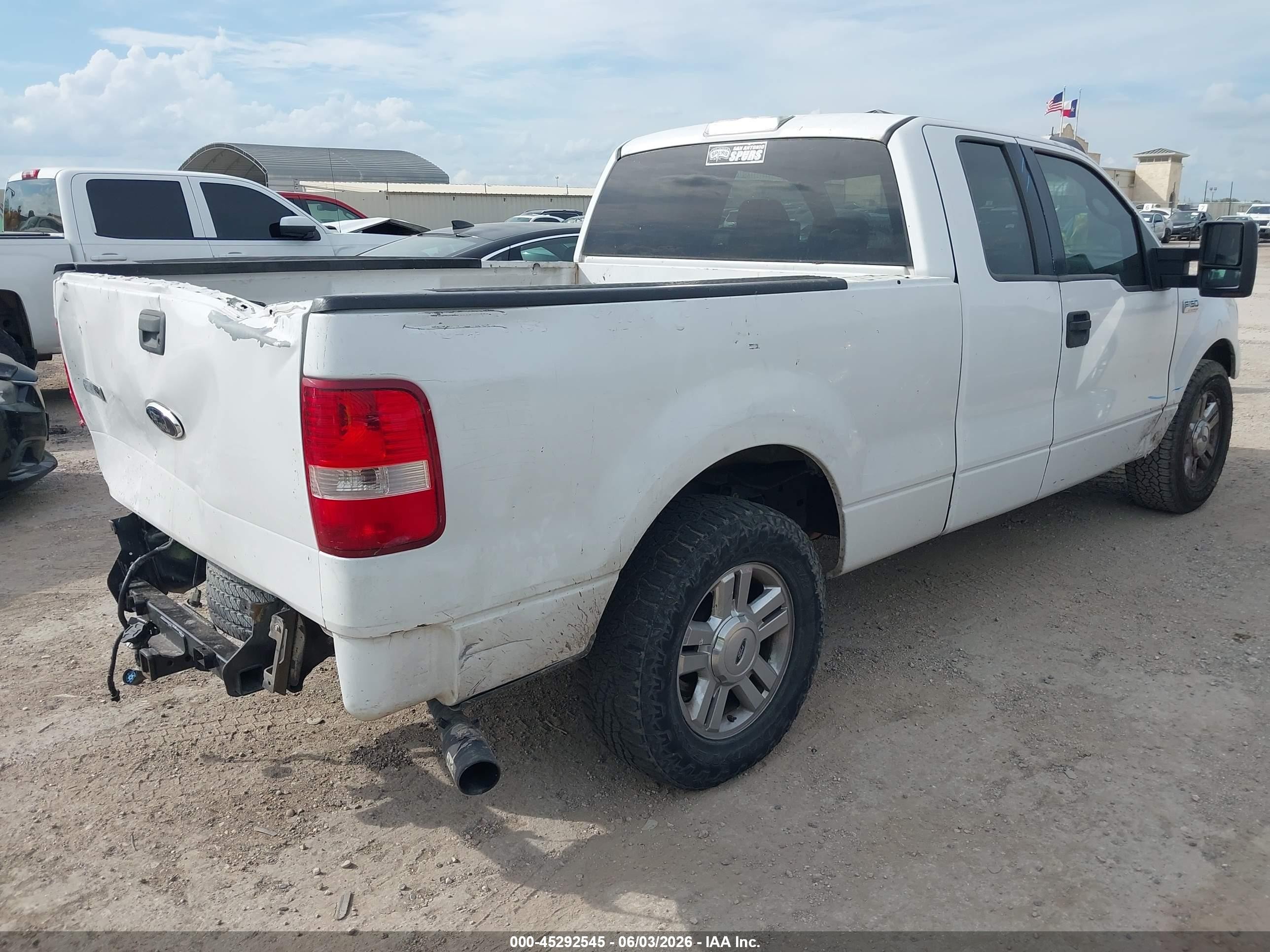 2006 Ford F-150 Lariat/xl/xlt White vin: 1FTPX12536NA56227