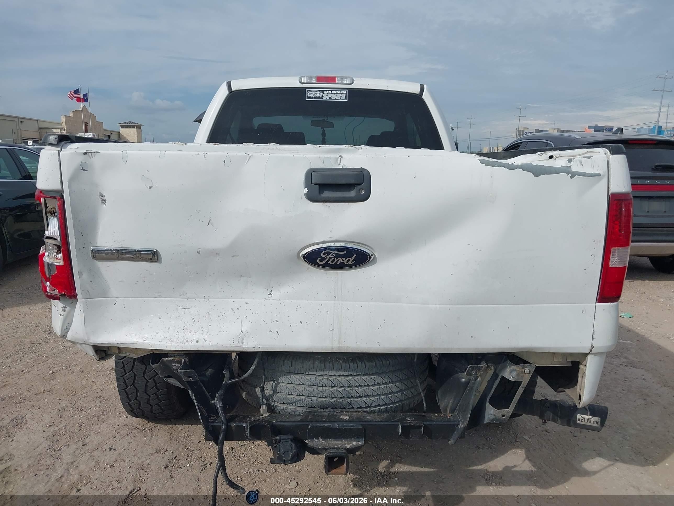 2006 Ford F-150 Lariat/xl/xlt White vin: 1FTPX12536NA56227