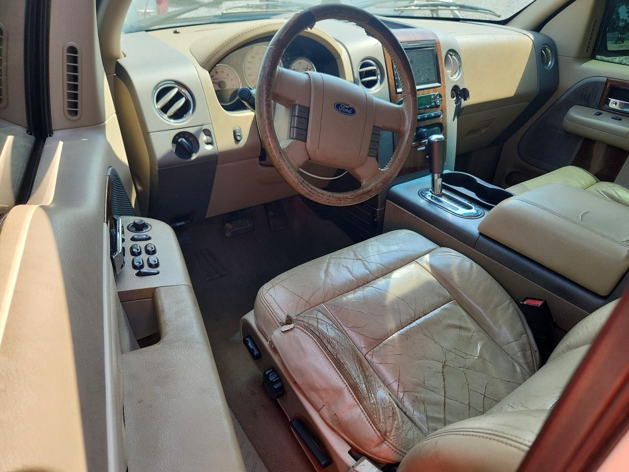 2004 Ford F150 White vin: 1FTPX12544NB36021