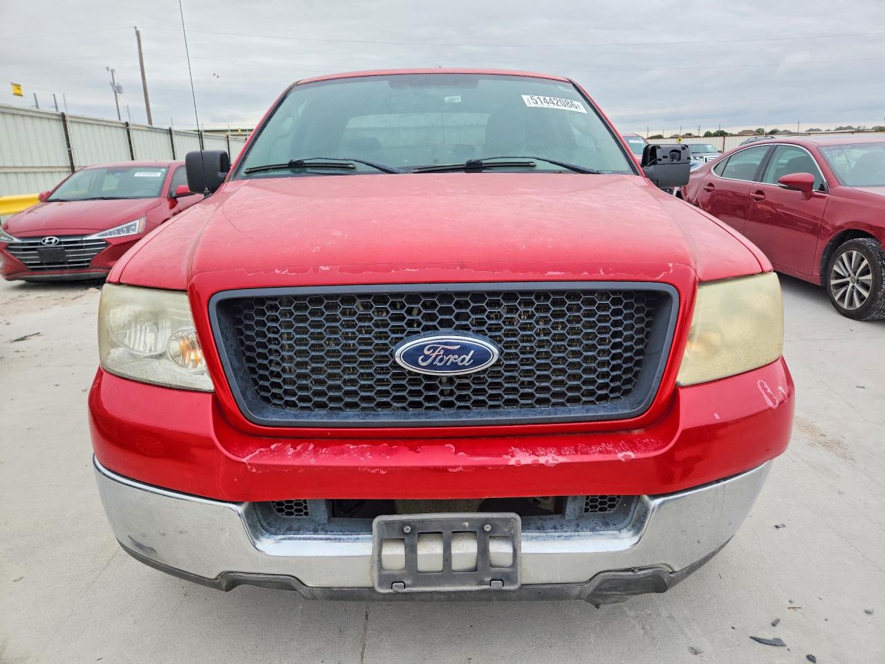 2004 Ford F150 Red vin: 1FTPX12544NB37203