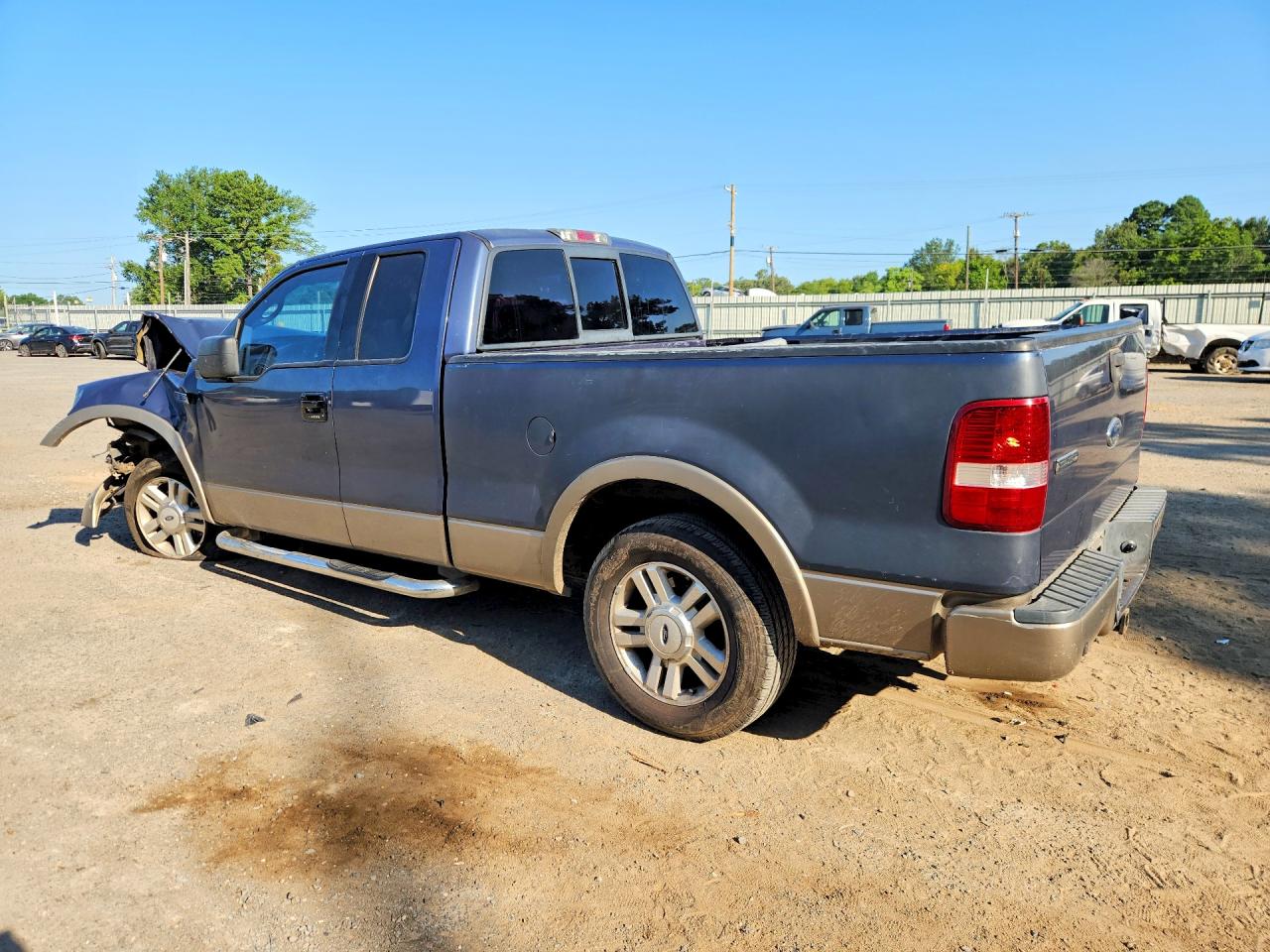 2004 Ford F150 Blue vin: 1FTPX12554NC26889
