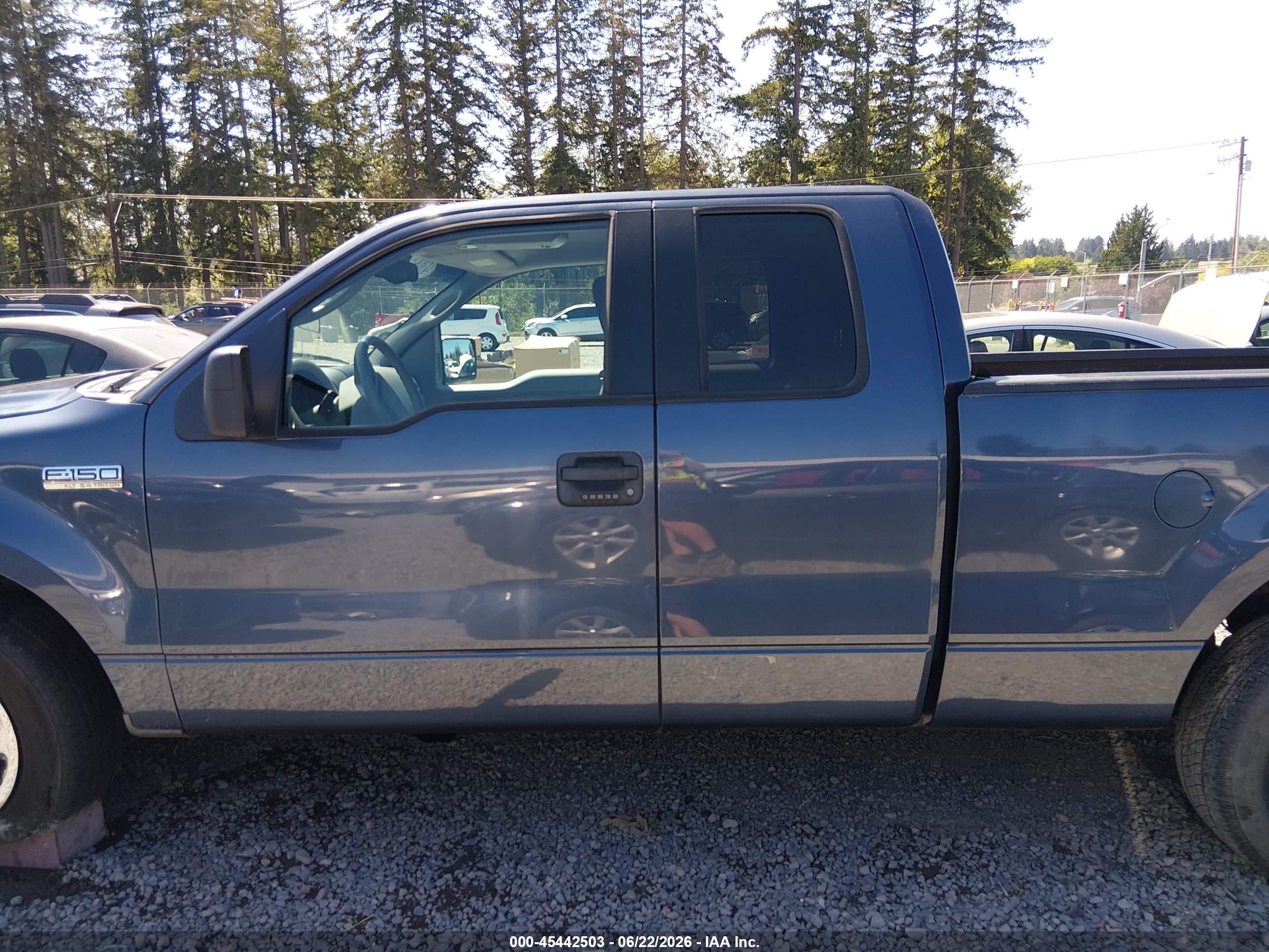 2005 Ford F-150 Lariat/xl/xlt Blue vin: 1FTPX12555KC36924