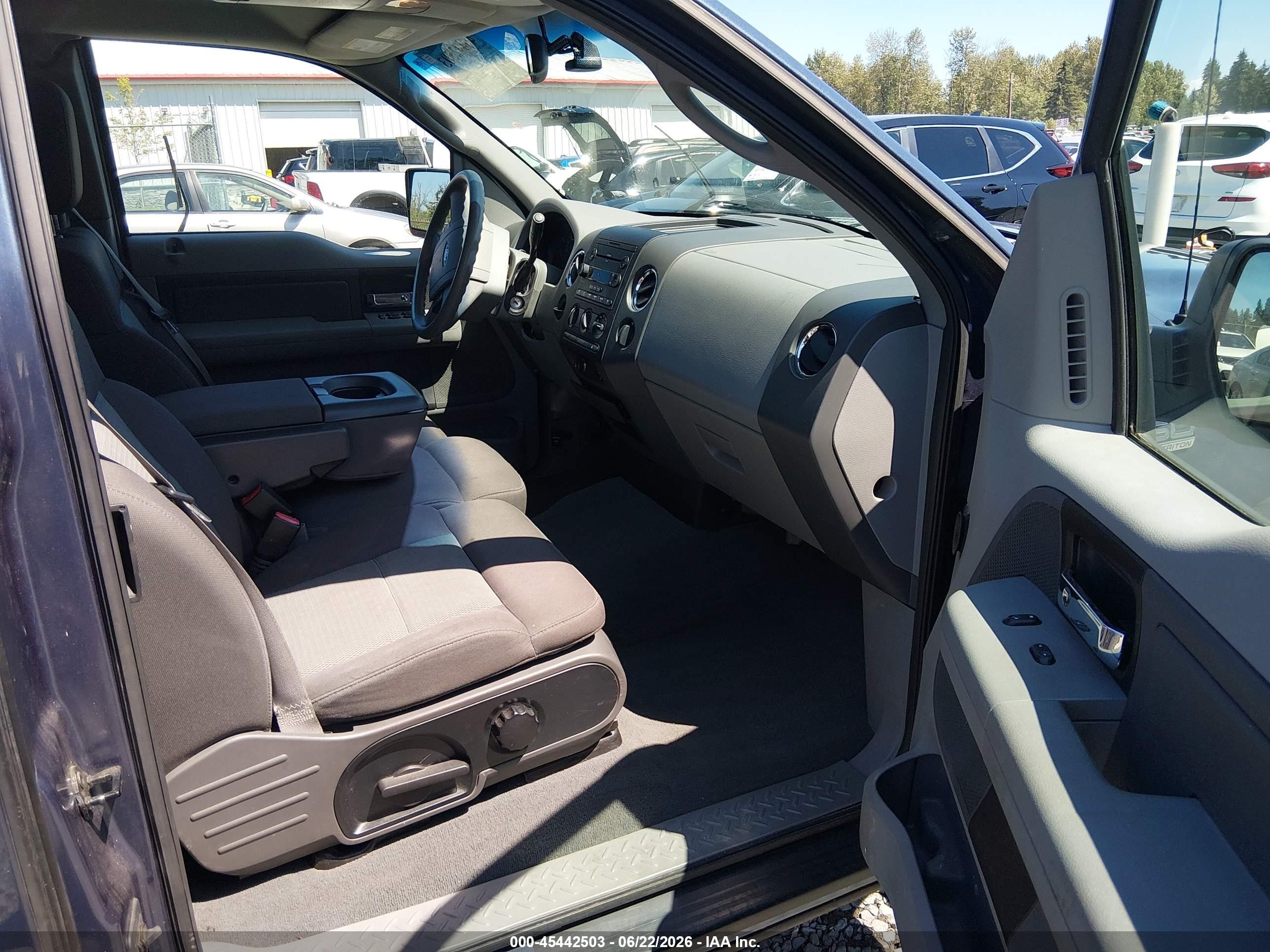 2005 Ford F-150 Lariat/xl/xlt Blue vin: 1FTPX12555KC36924