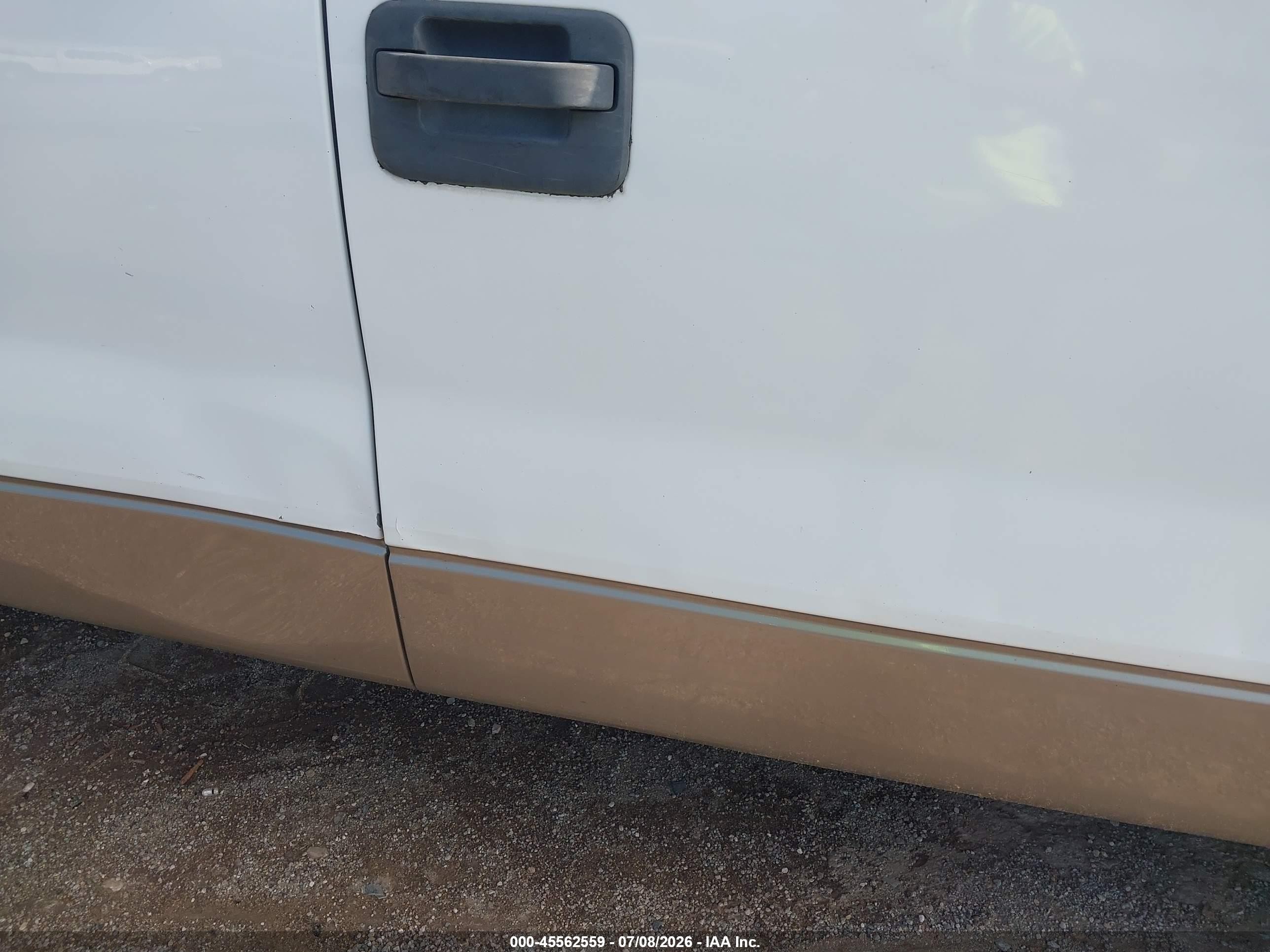 2005 Ford F-150 Lariat/xl/xlt White vin: 1FTPX12555NB33260