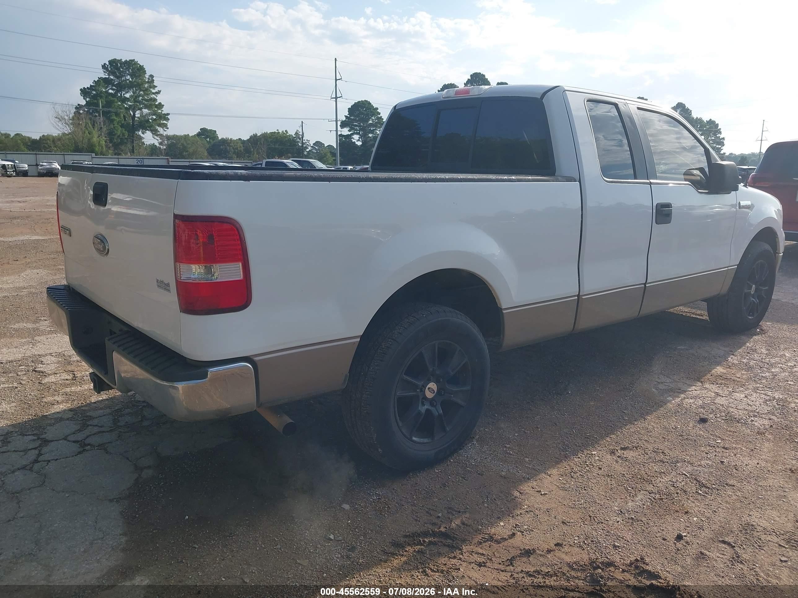 2005 Ford F-150 Lariat/xl/xlt White vin: 1FTPX12555NB33260