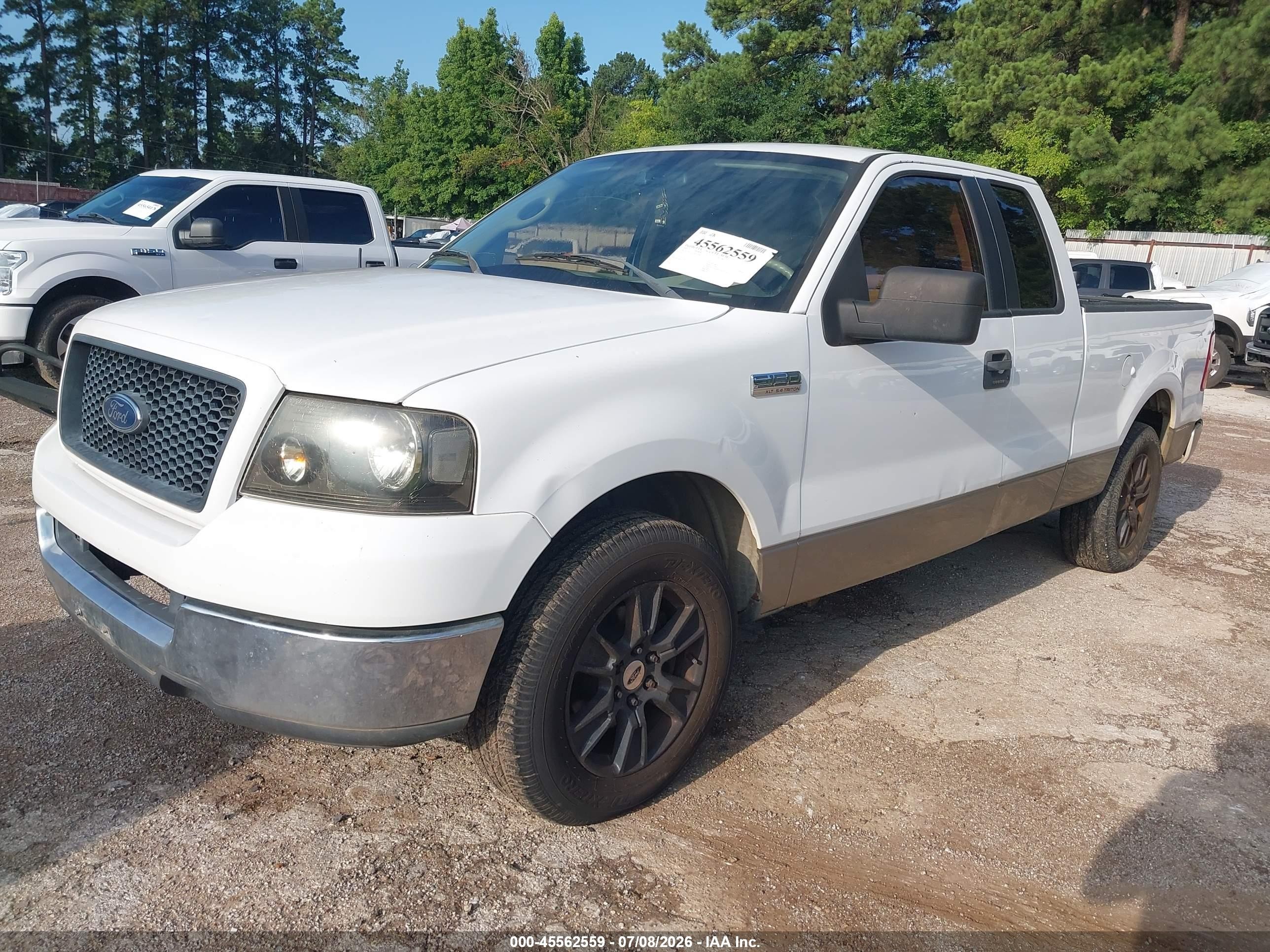 2005 Ford F-150 Lariat/xl/xlt White vin: 1FTPX12555NB33260