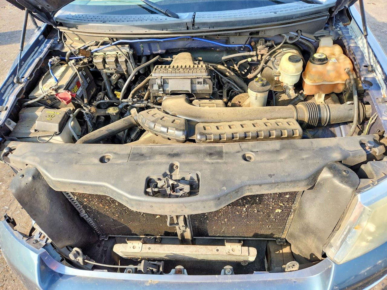 2005 Ford F150 Blue vin: 1FTPX12555NB53864