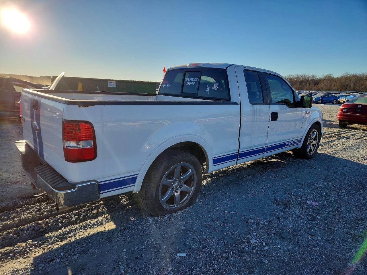 2007 Ford F150 White vin: 1FTPX12557FA38825