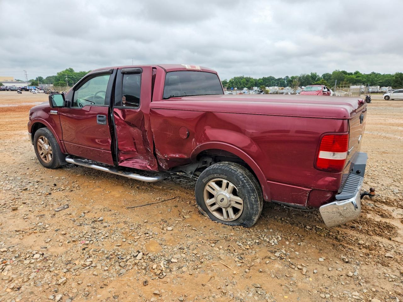 2004 Ford F150 Burgundy vin: 1FTPX12564NA33893